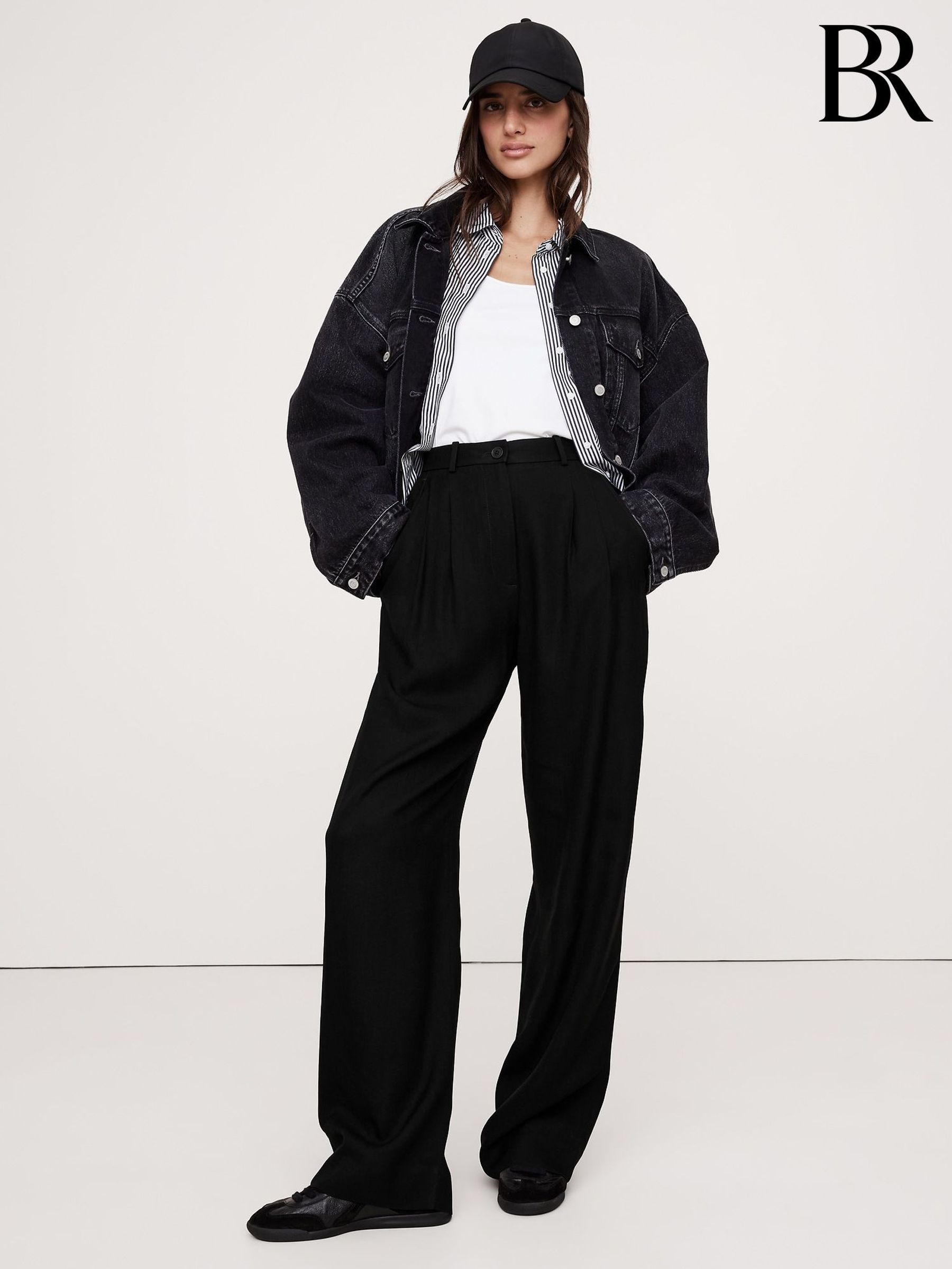 Banana Republic Black Soho High Waisted Wide-Leg trousers (F35629) | £150