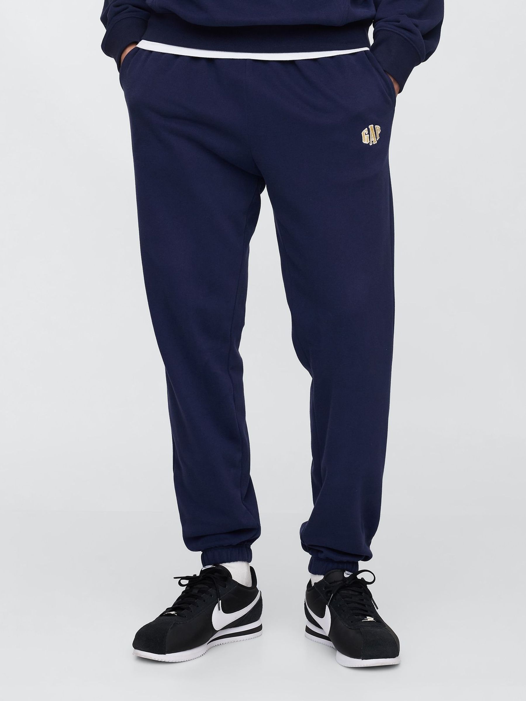 Buy Men's Joggers Sale Regular Online | Gap UK