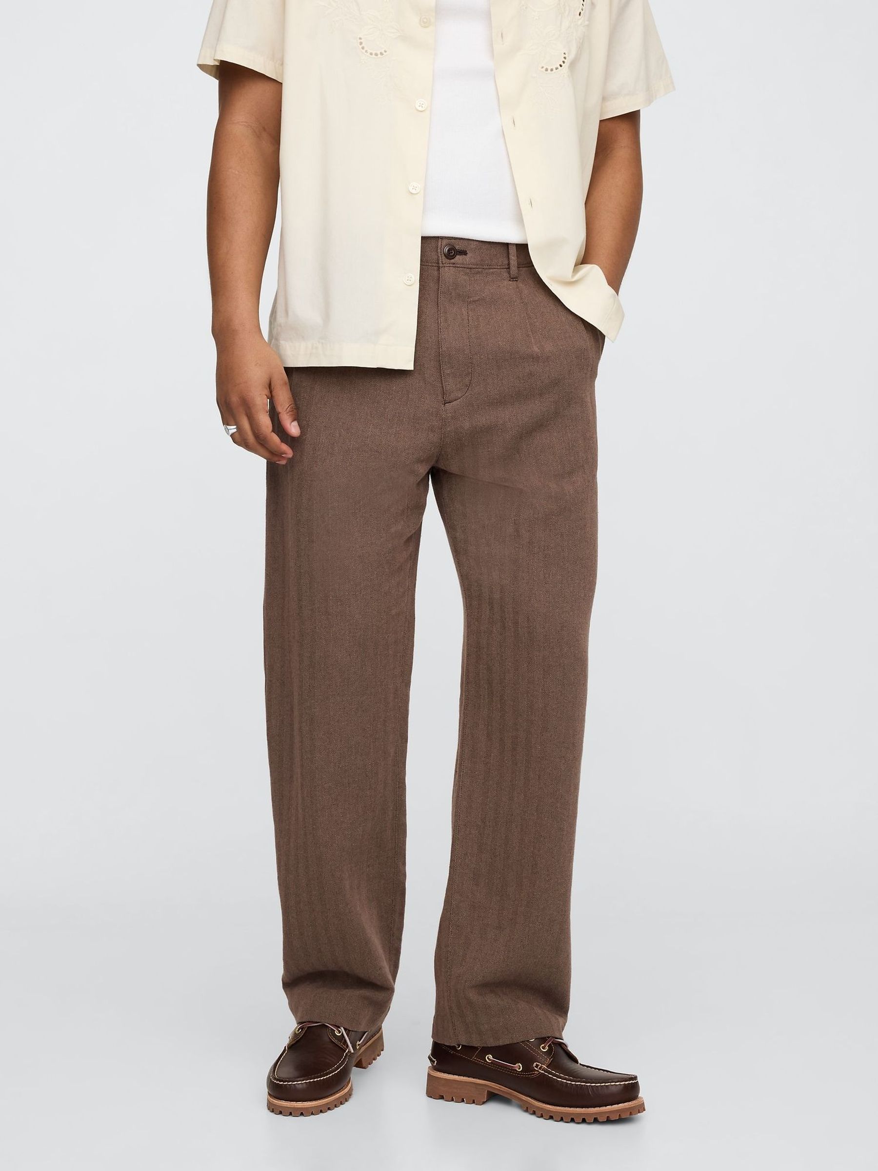 Brown Linen-Cotton 90s Loose Pleated Chinos (F36599) | £65