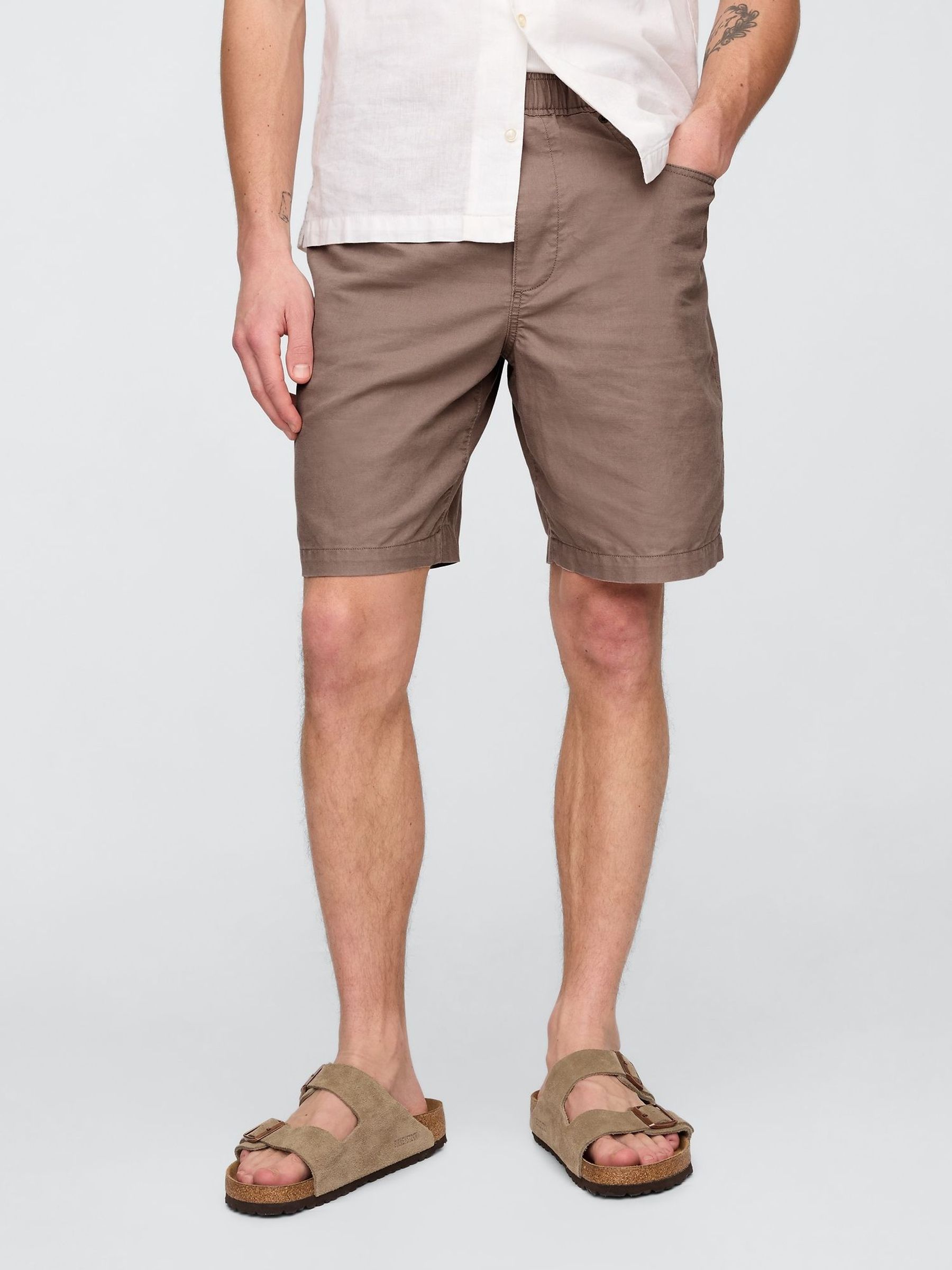 Brown 9"" Linen-Cotton Easy Chino Shorts (F36627) | £45