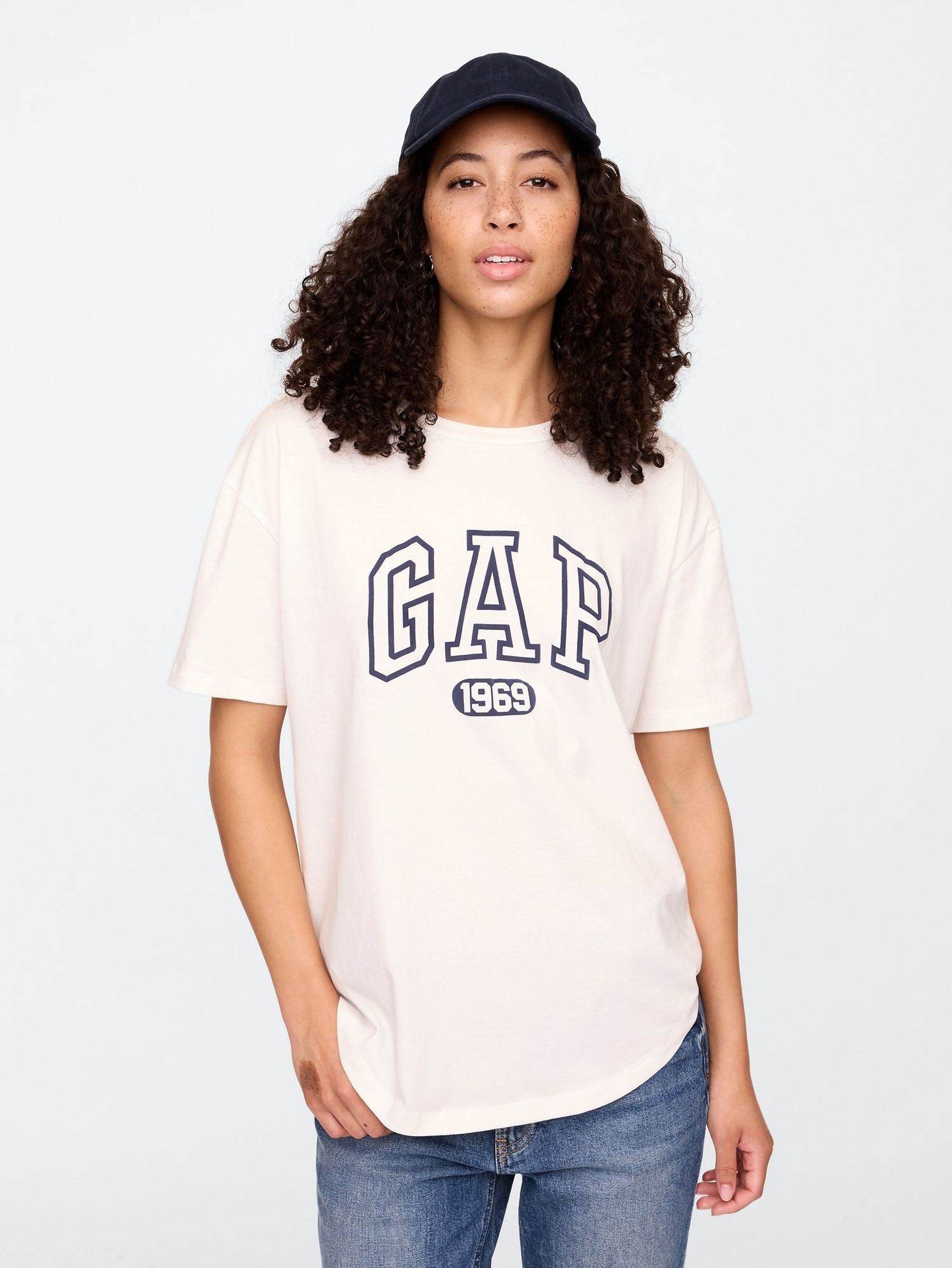 White Arch Logo T-Shirt (F41639) | £18