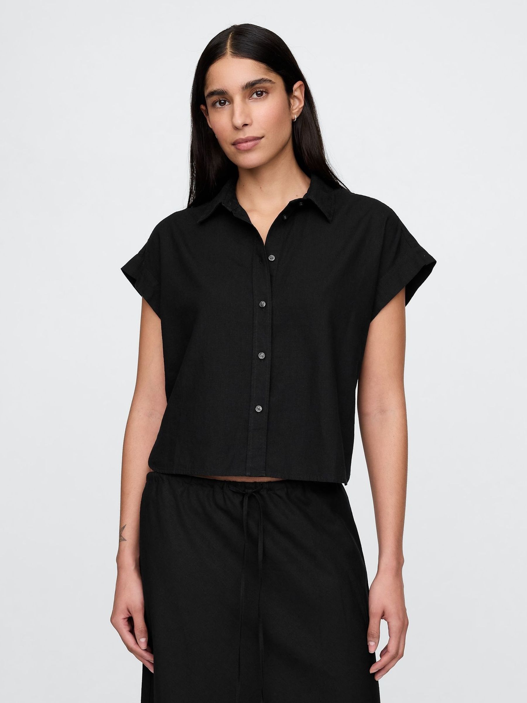 Black Linen-Blend Cropped Shirt (F41754) | £40