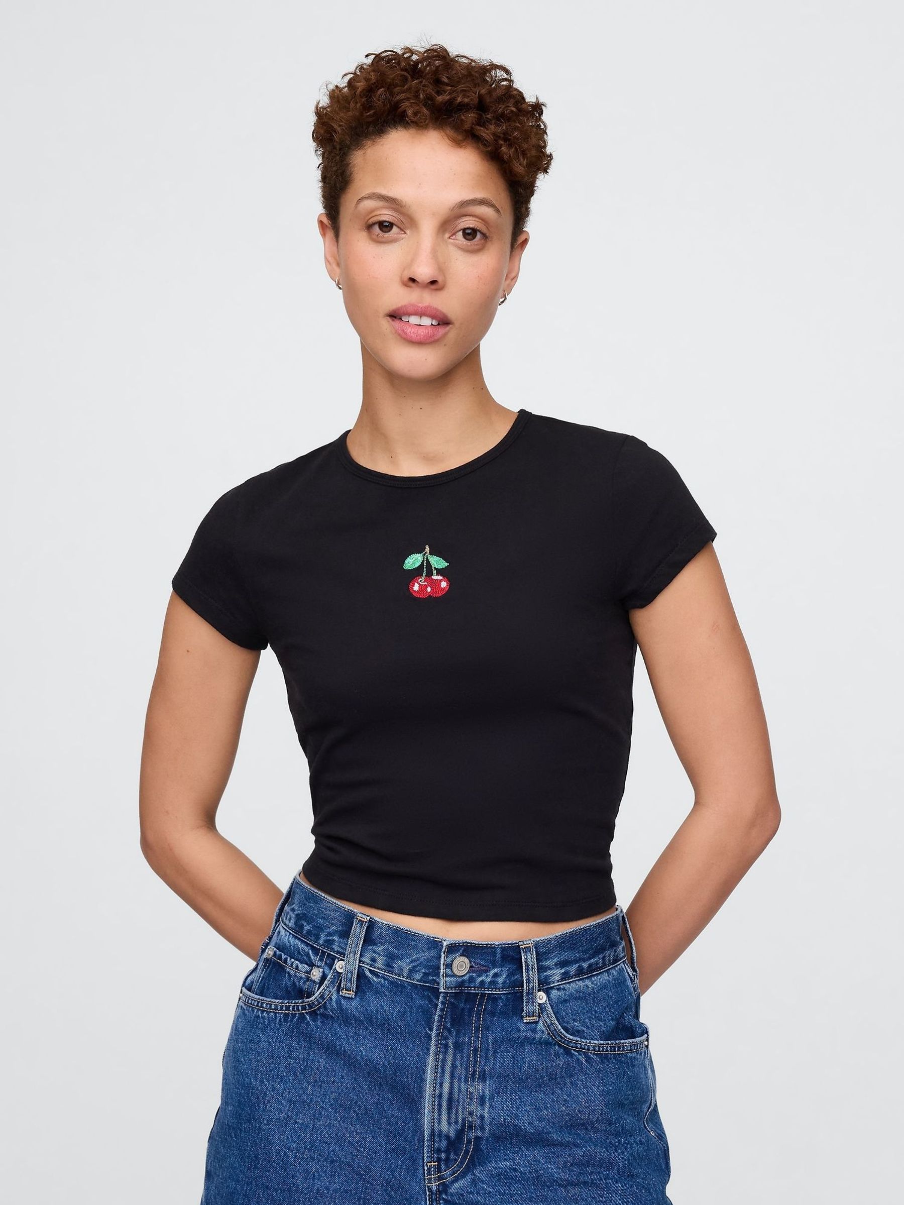 Black Cherry Cropped Graphic T-Shirt (F42019) | £16