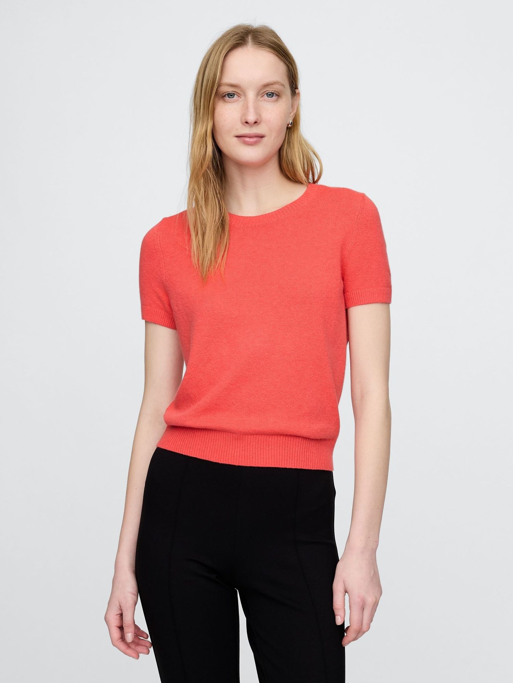 Red CashSoft Short Sleeve Crew Neck Knit Top (F42020) | £25