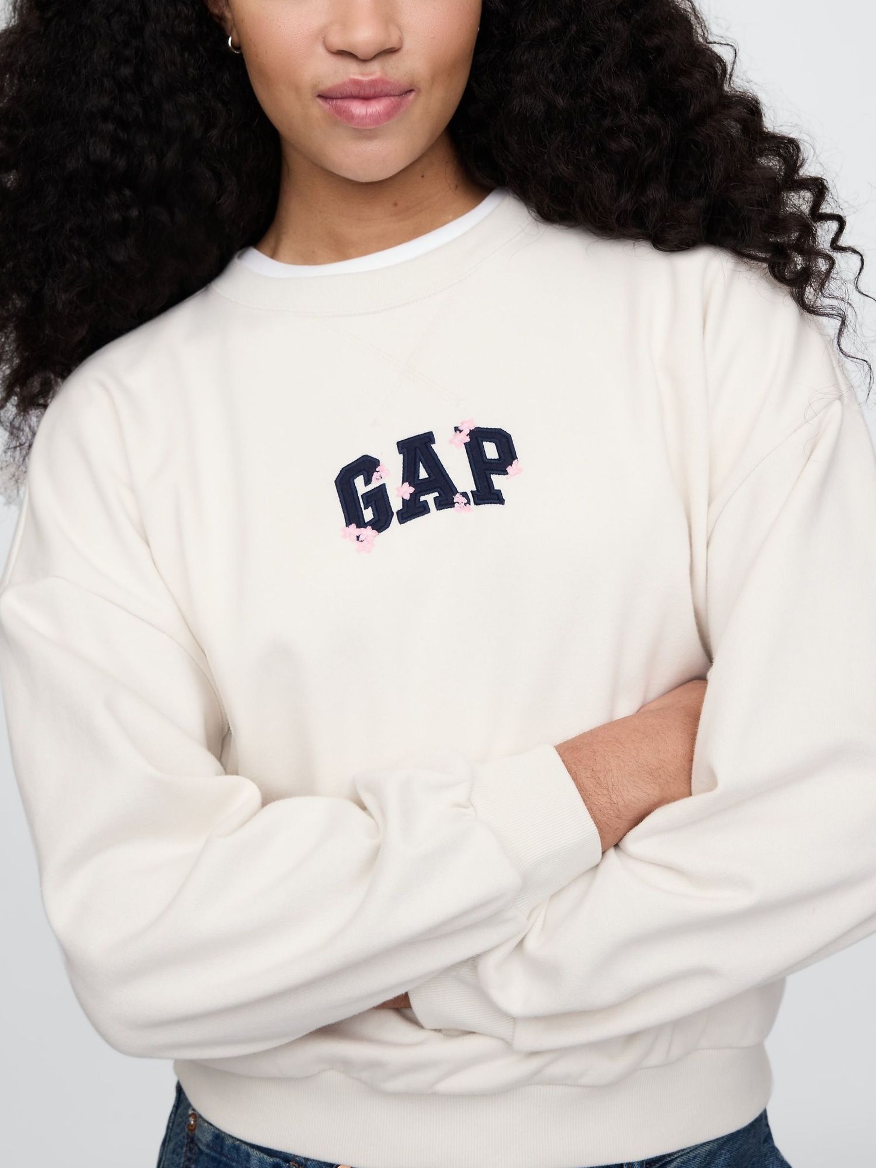 Cream Cherry Blossom Logo Vintage Fleece-Lined Oversized Sweatshirt (F42052) | £35