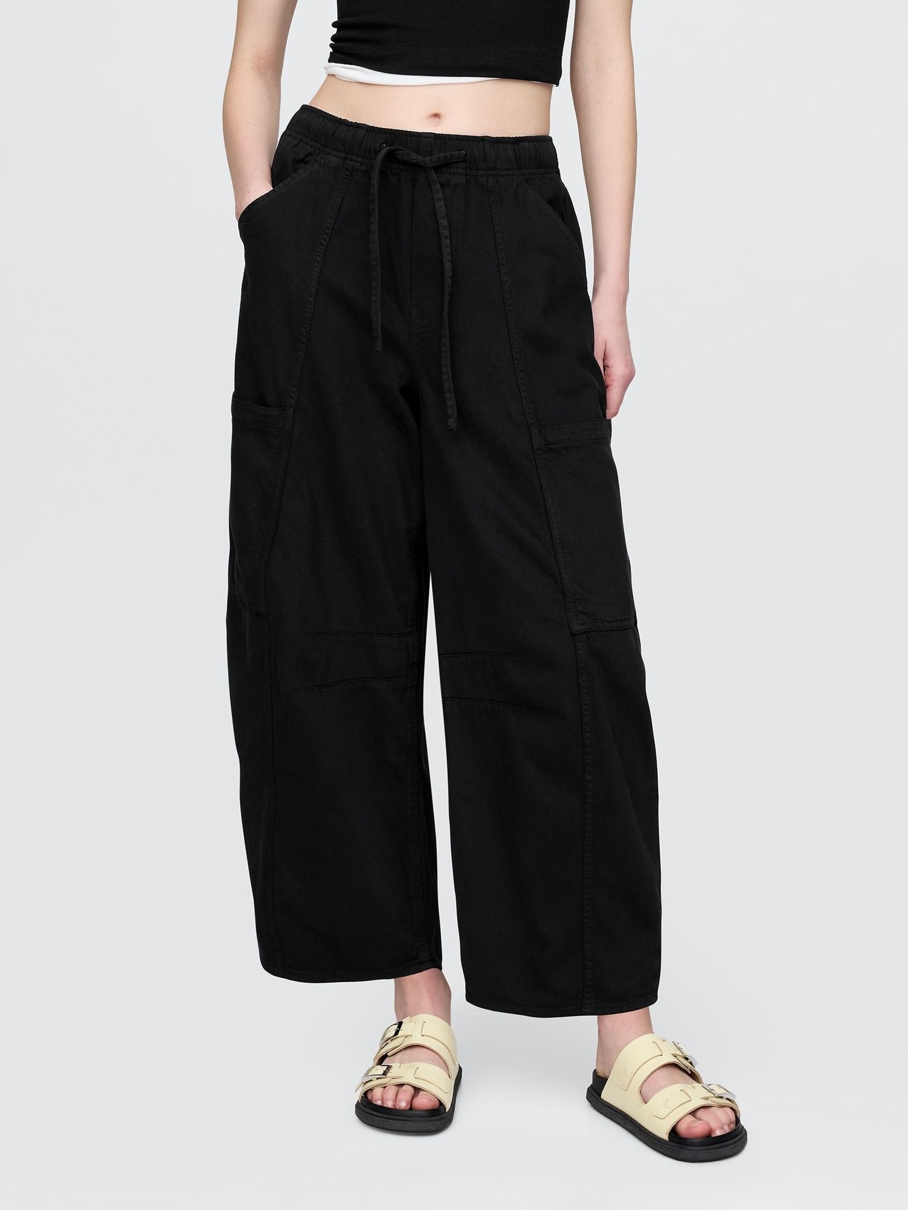 Black Mid Rise UltraSoft Easy Horseshoe Jeans (F46023) | £60