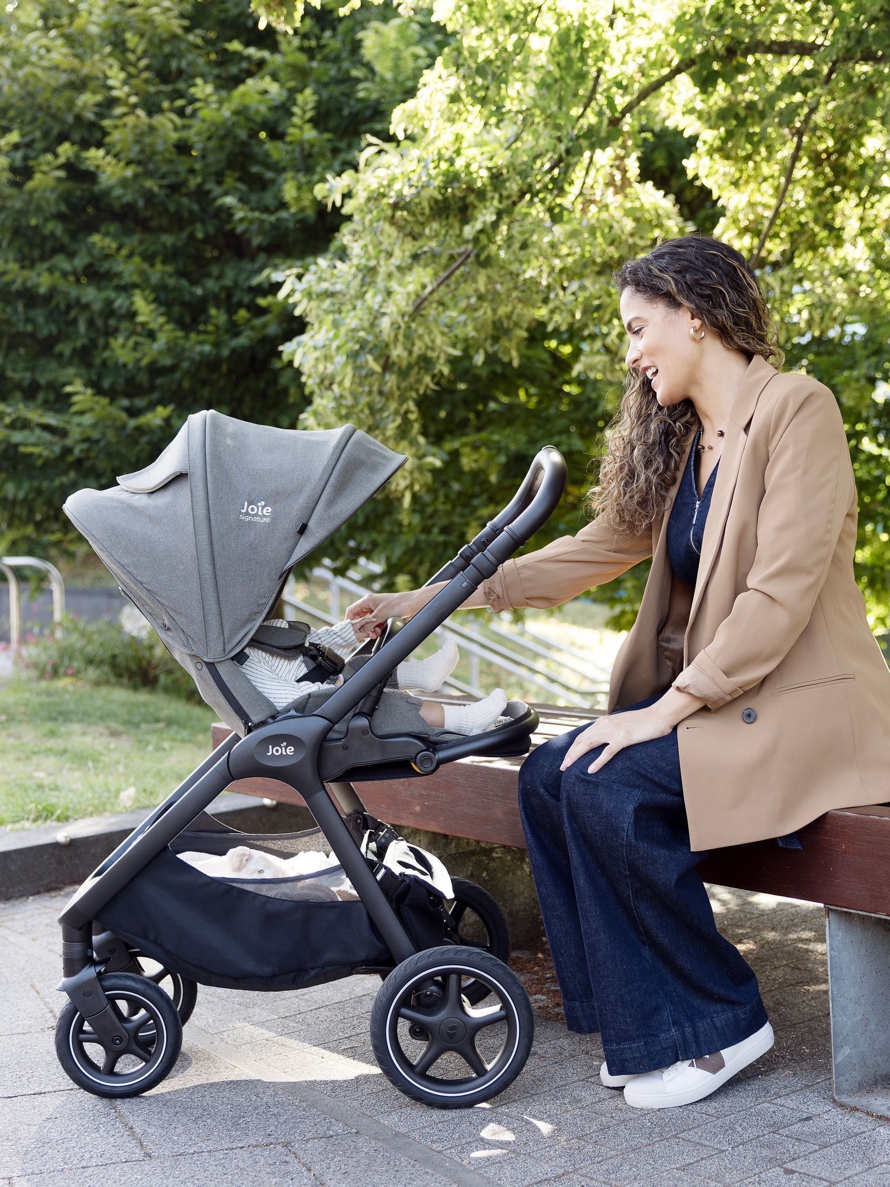 Joie Evergreen Finiti Flex 2n1 Signature Pram (F52372) | £350