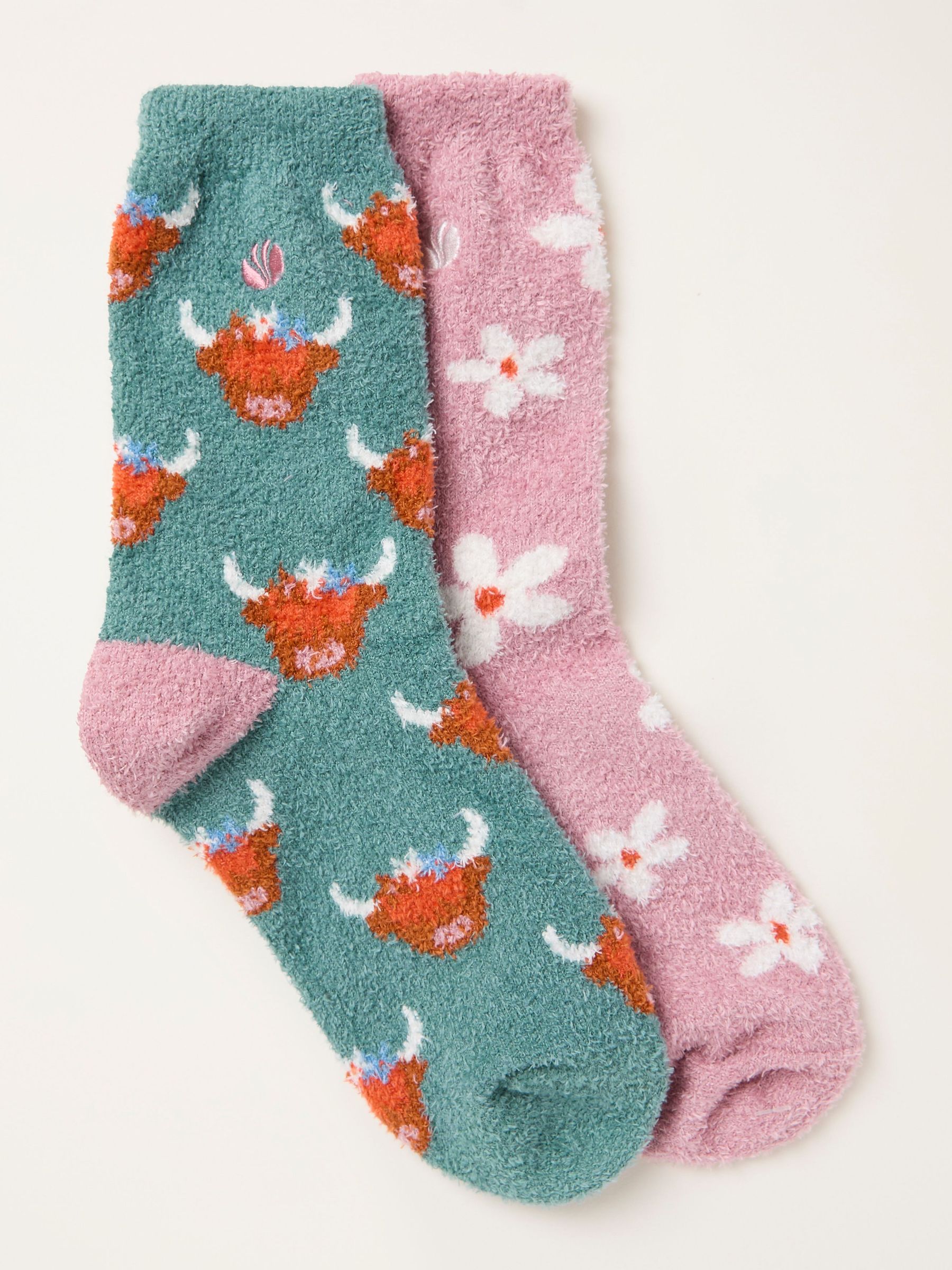 Green Highland Cow 2 Pairs of Polar Socks (F67470) | £16