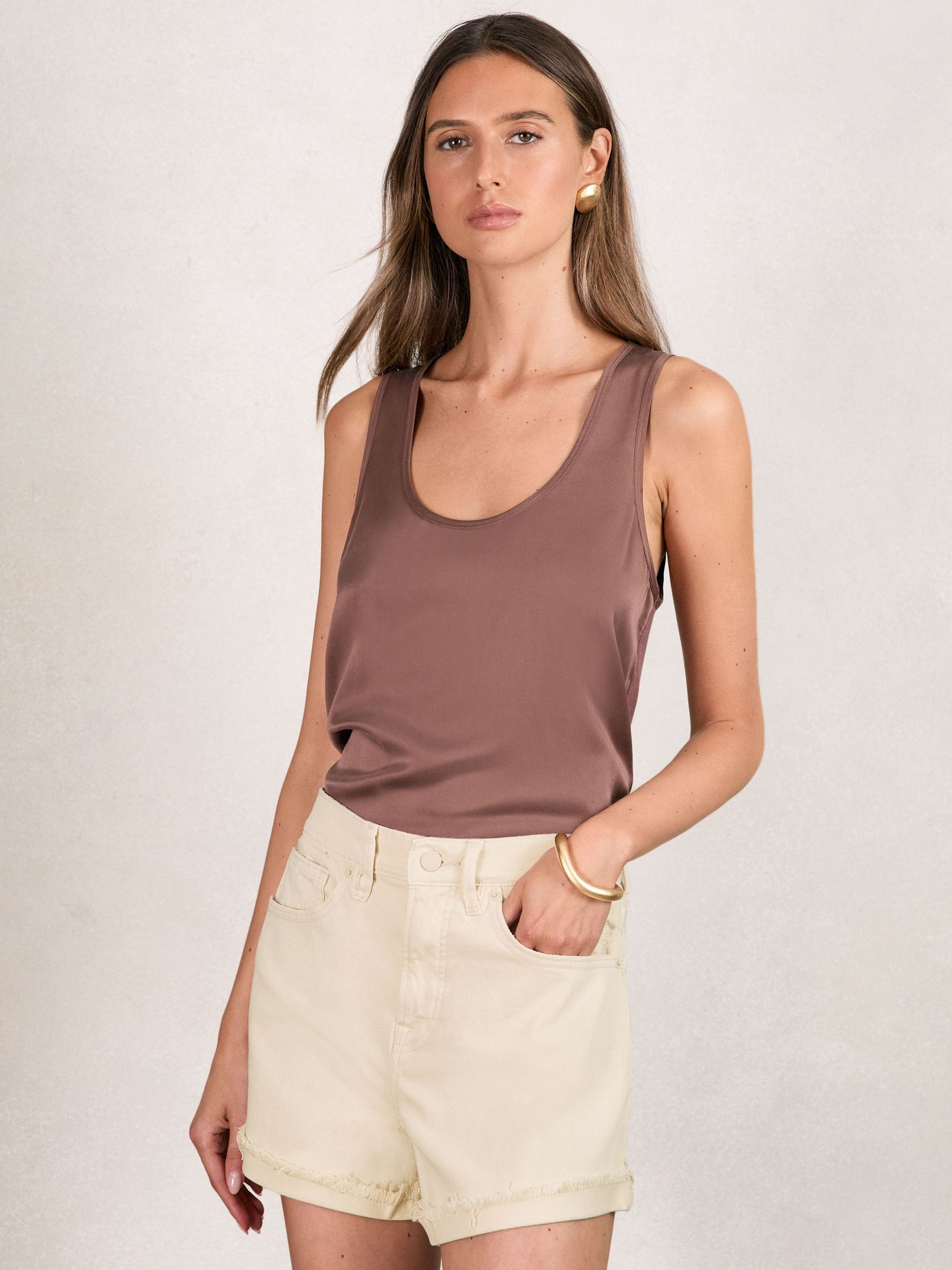 90S Shorts in Ecru (F70002) | £68