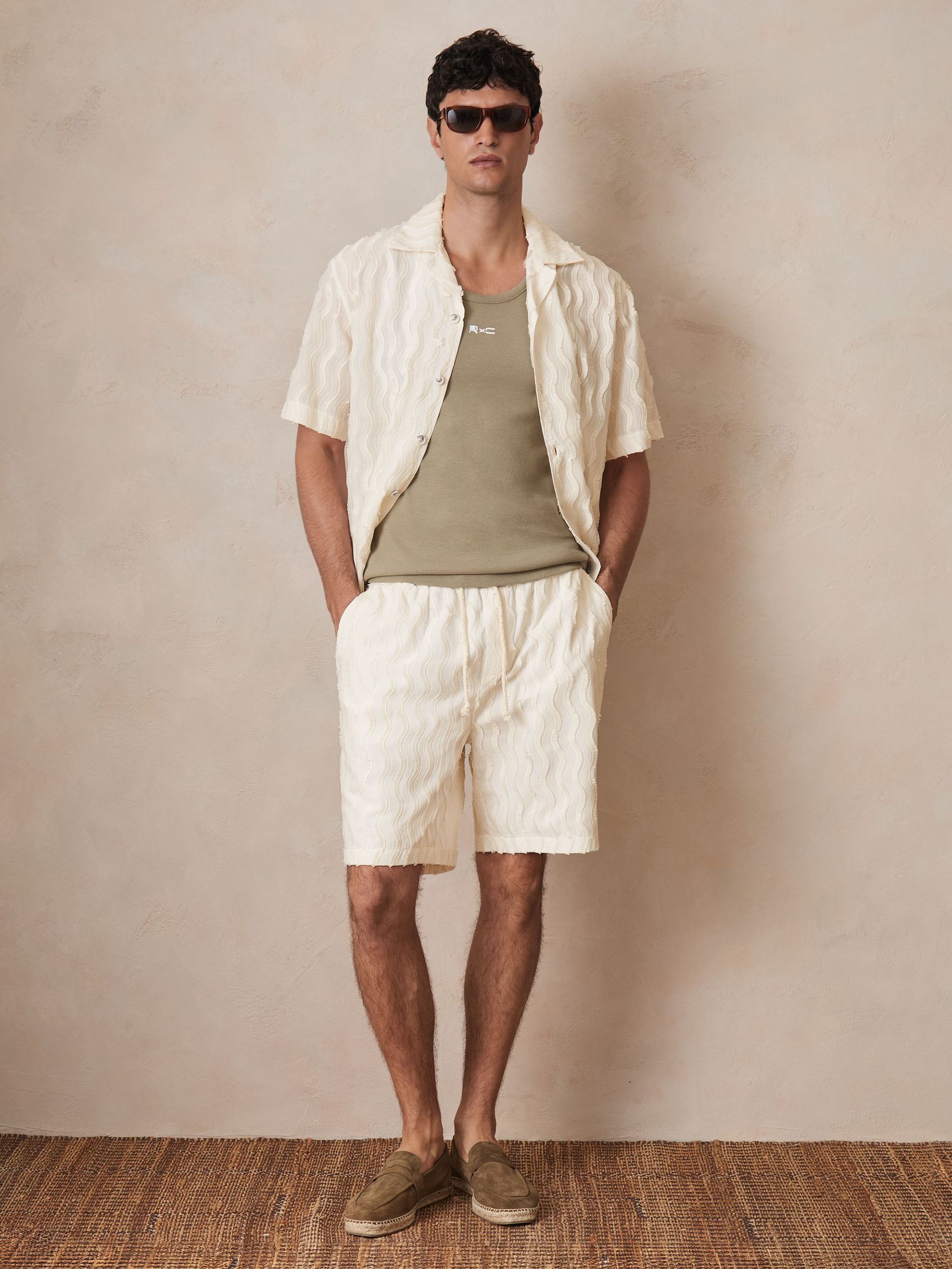 Reiss | Ché Fringed-Wave Shorts in Off White (F75746) | £120