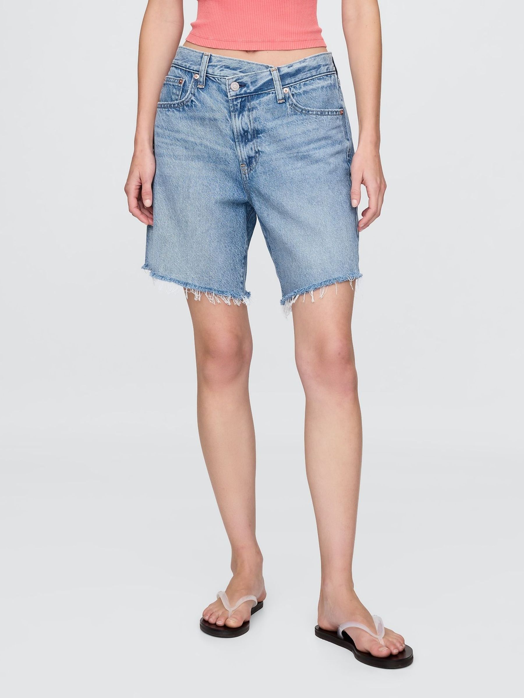 Light Blue 8" Mid Waisted 90s Loose Denim Bermuda Shorts (F81267) | £35