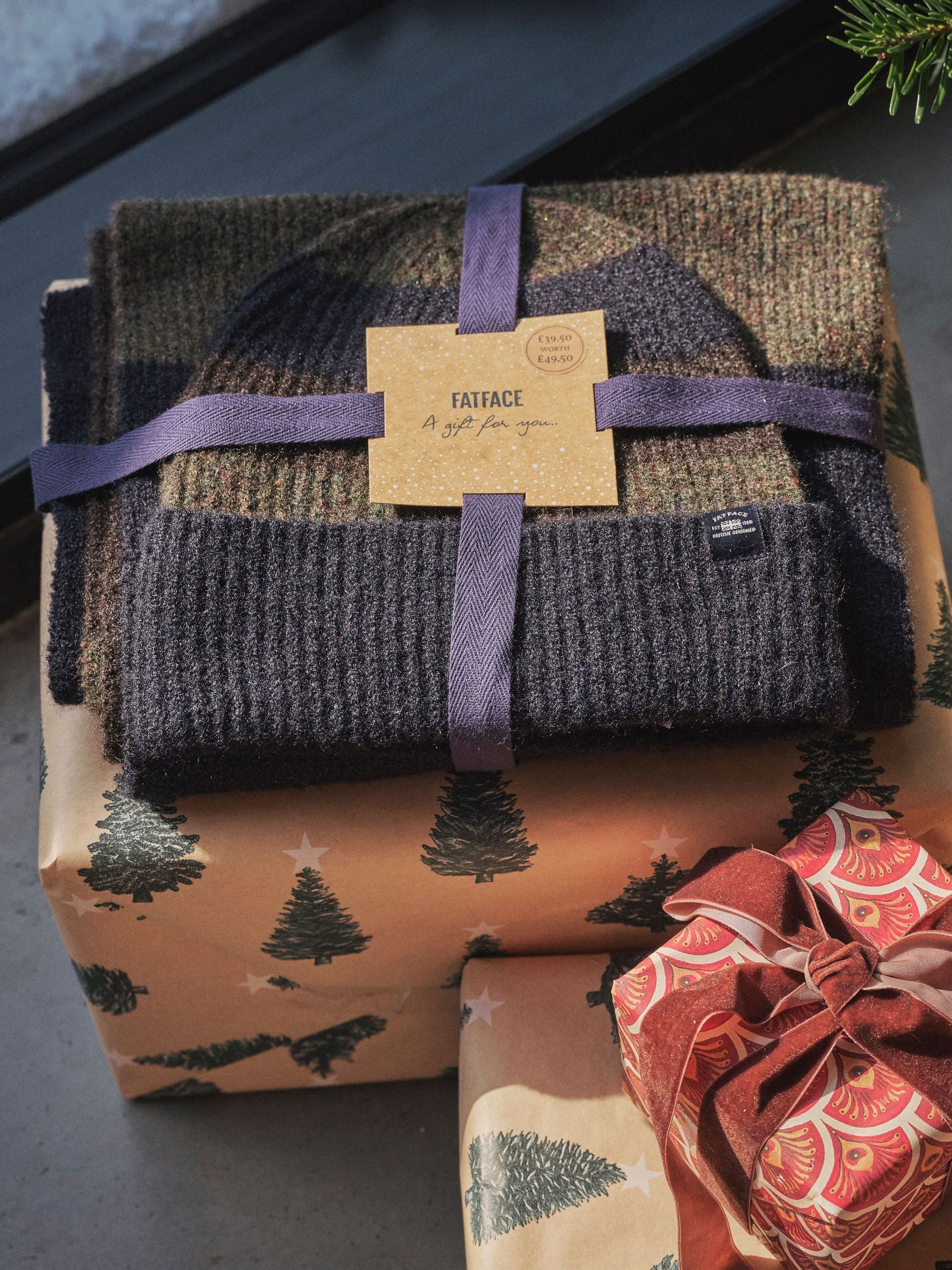 Chocolate Brown Colour Block Hat and Scarf Gift Set (F97633) | £39.50