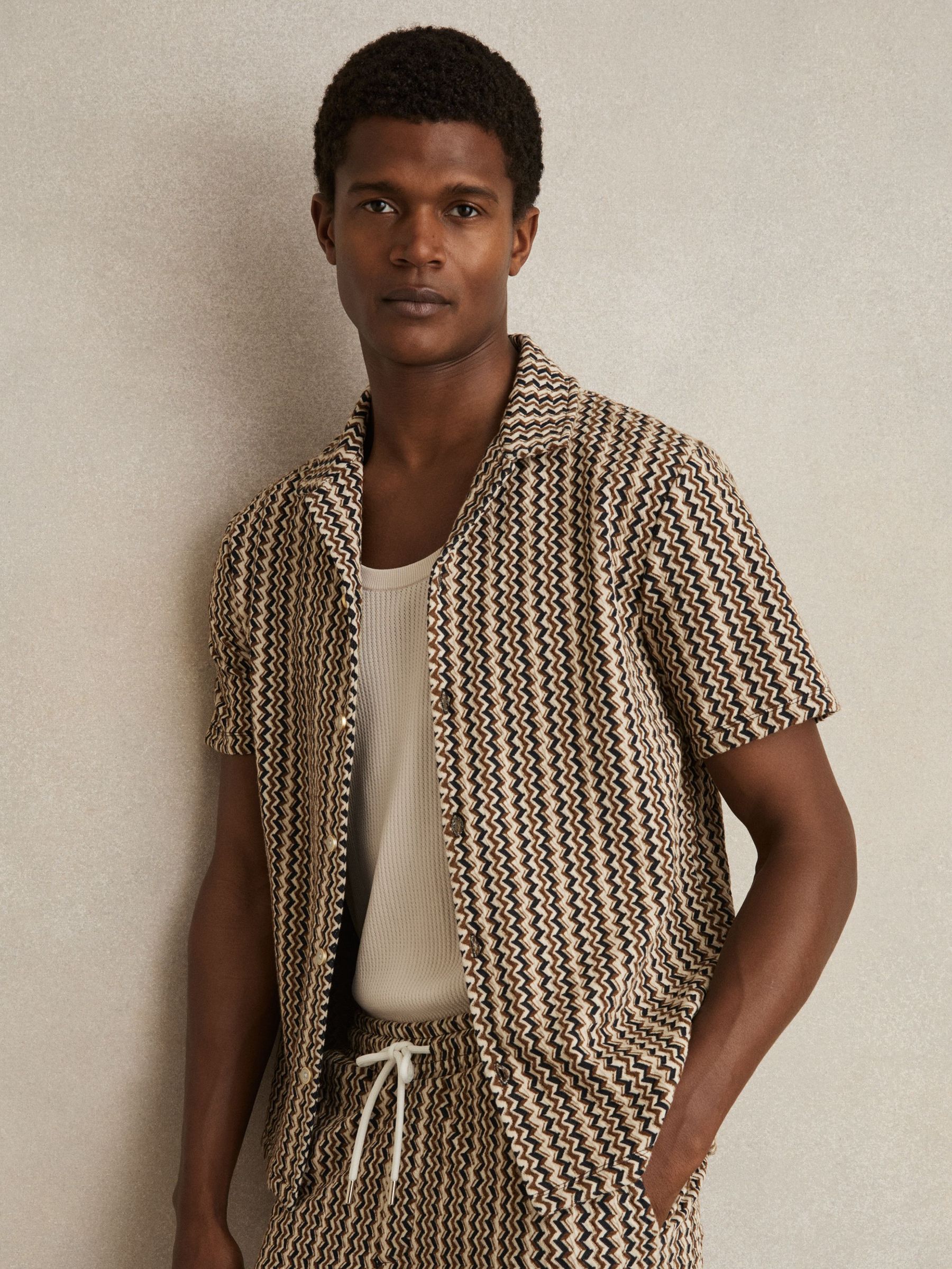 Zig-Zag Knit Cuban-Collar Shirt in Tobacco Brown (F97881) | £58