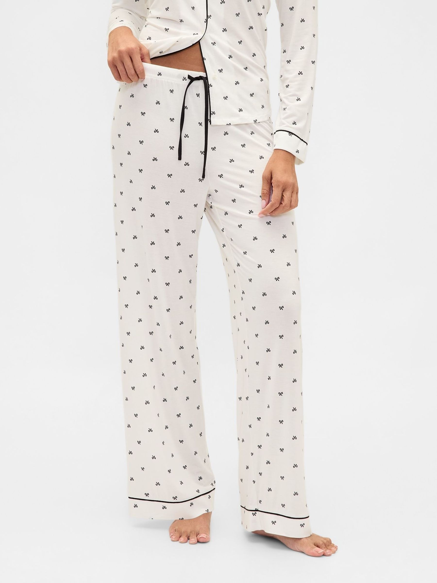 White Modal Pyjama Bottoms (G11592) | £25