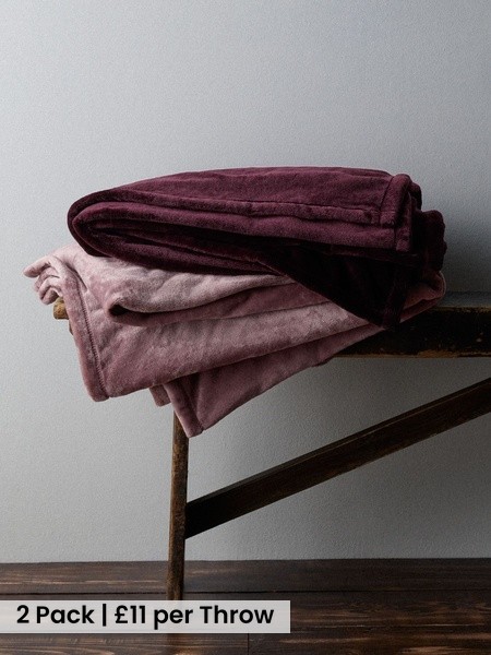 The Set 2 Pack Fleece Throws