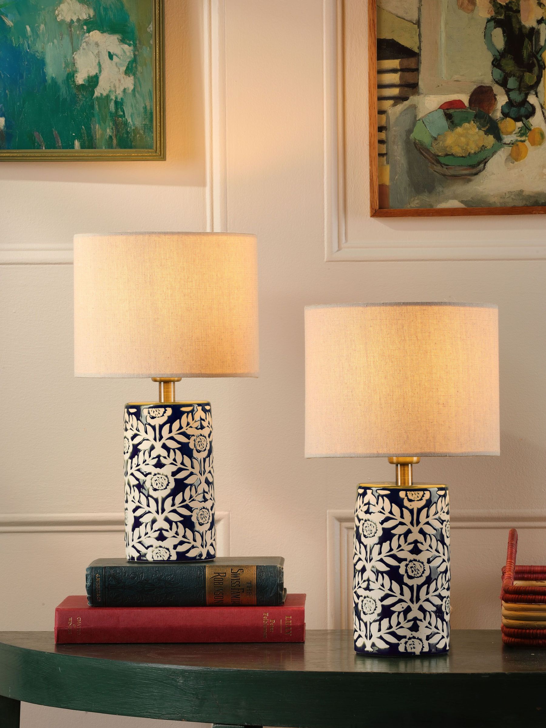 Set of 2 Blue Highclere Table Lamp (G55593) | £80