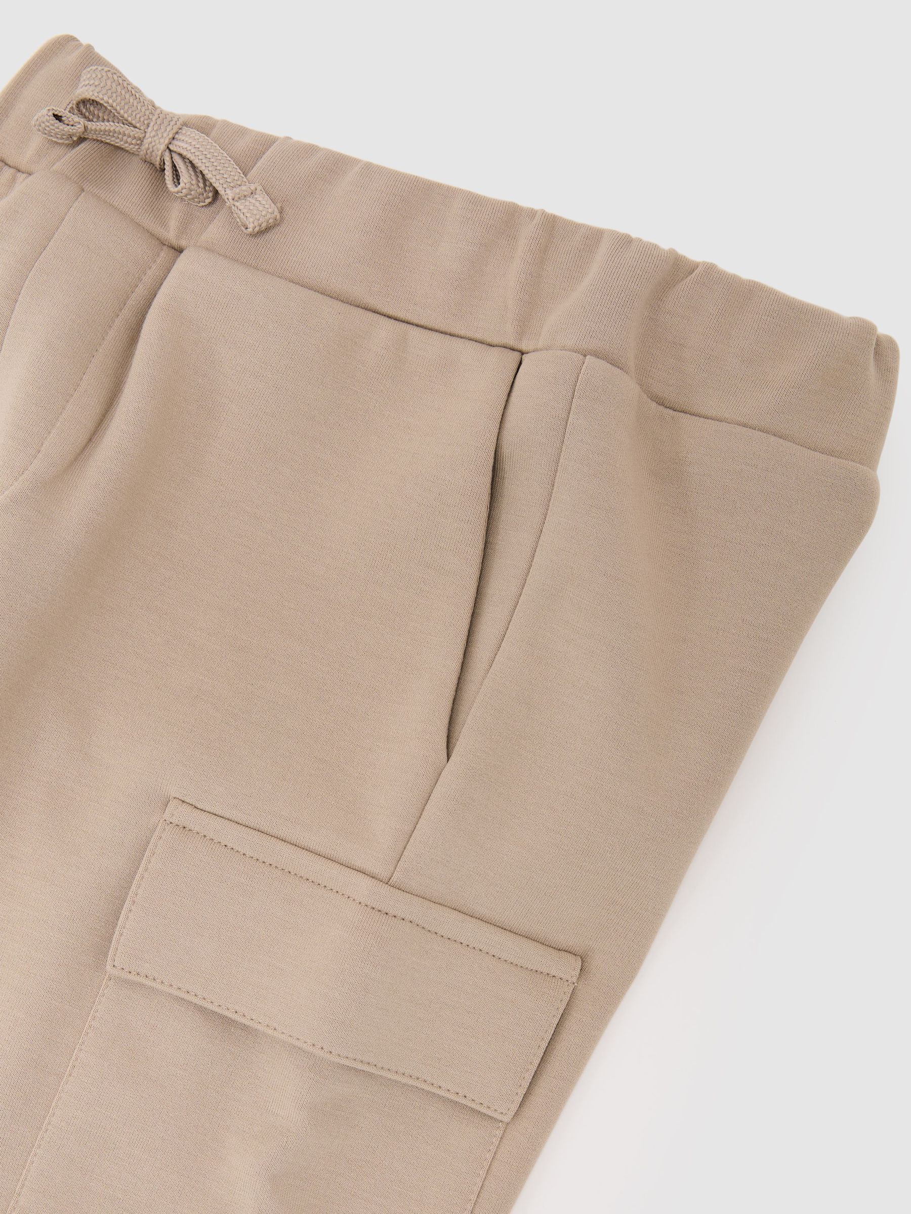 Interlock-Jersey Cargo Shorts in Stone (G58190) | £34