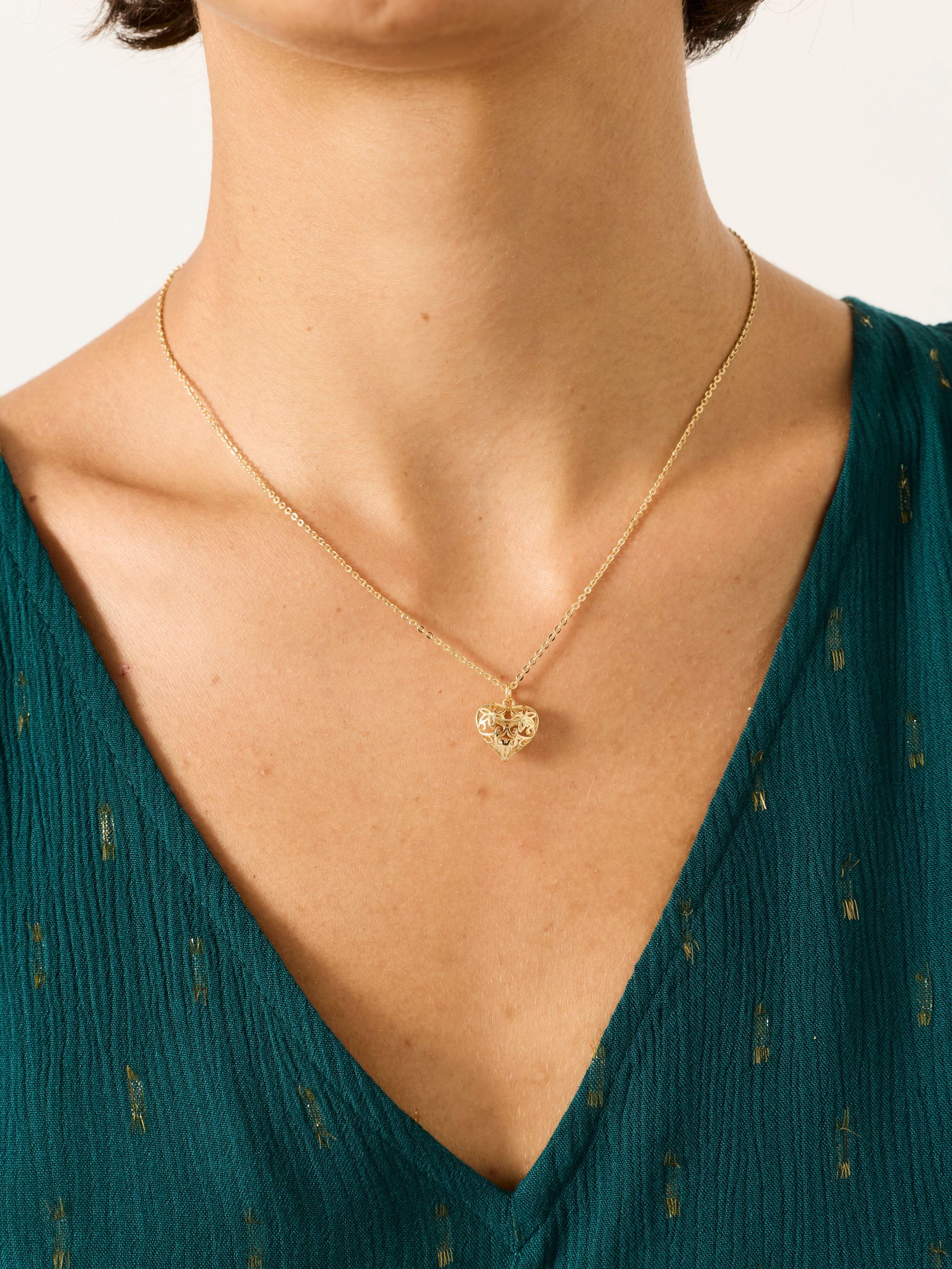Gold Tone - Heart Filagree Necklace