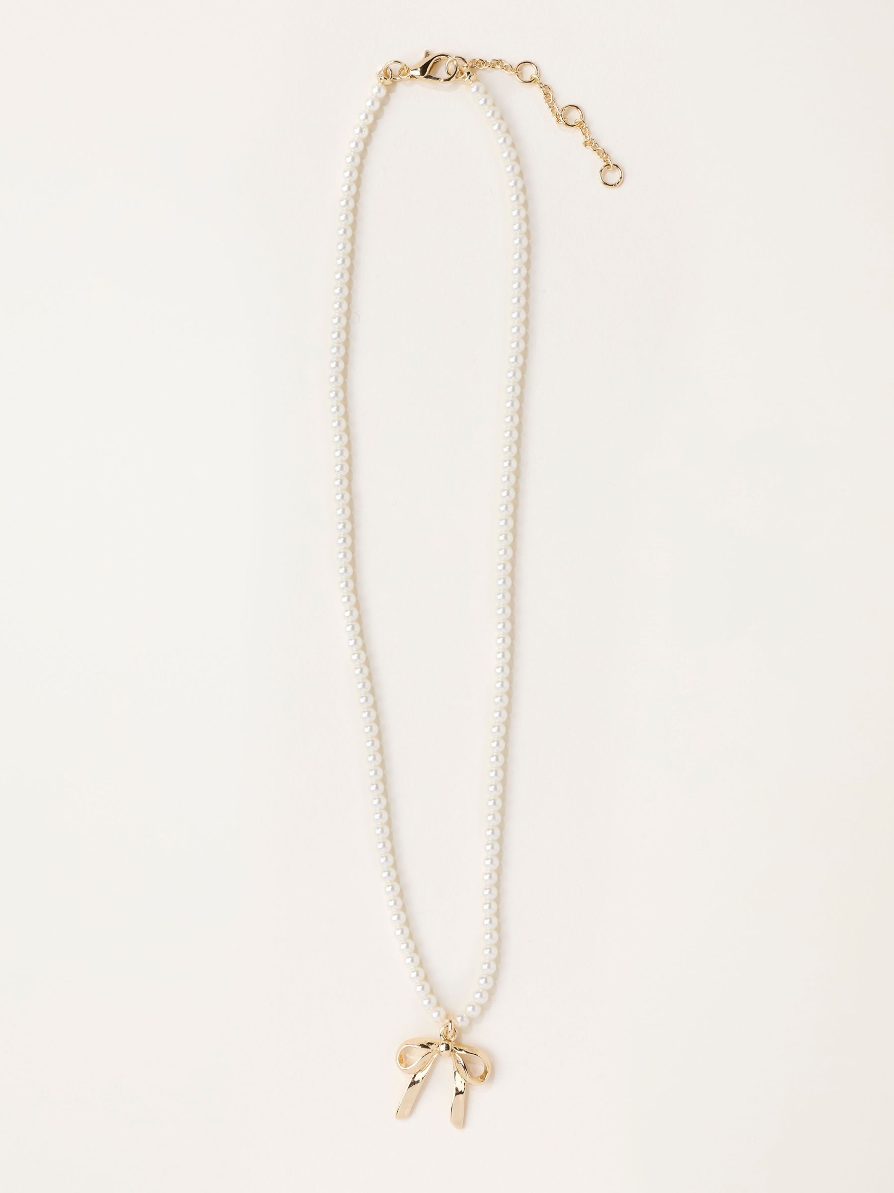Gold Tone - Bow Necklace