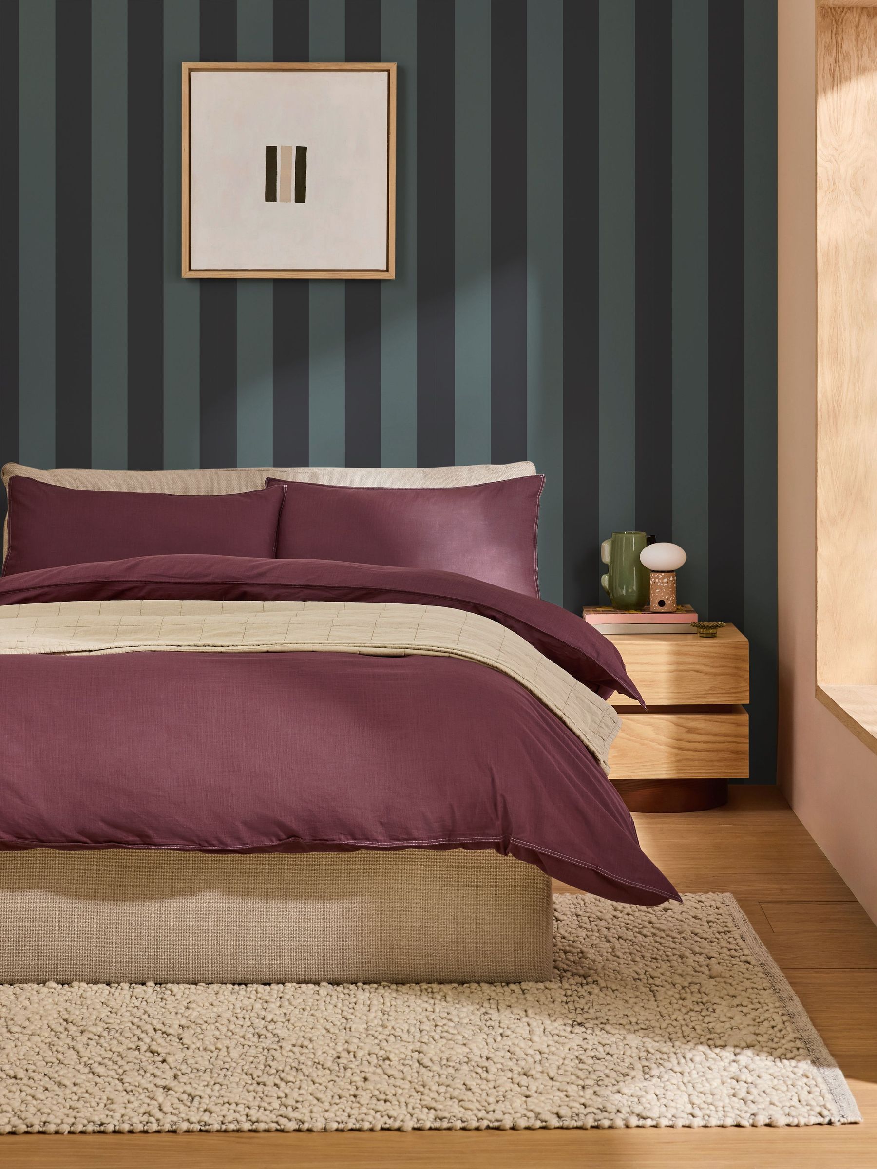 Demi Wide Stripe 10m Wallpaper