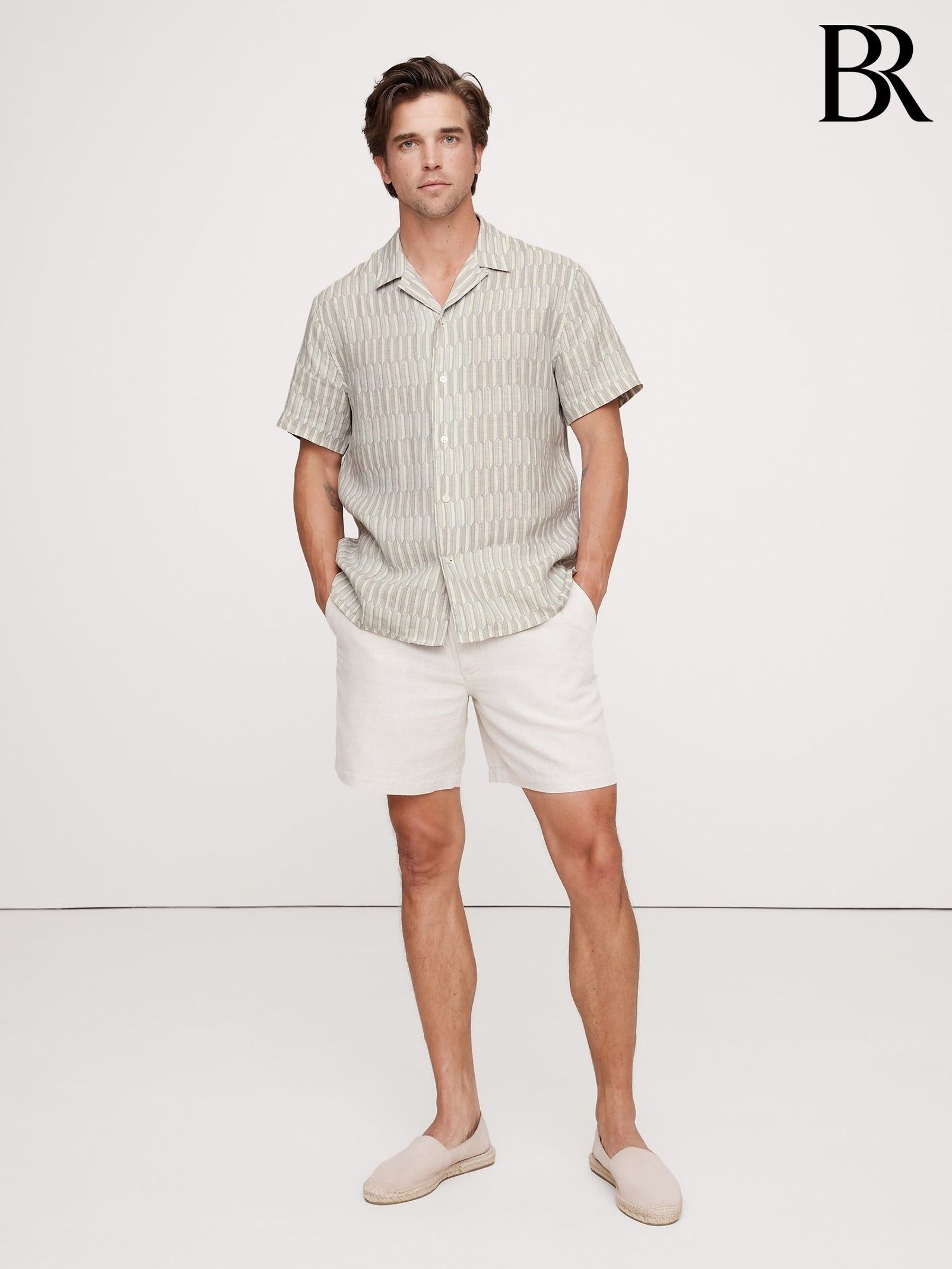 Banana Republic Beige Standard Fit Linen Resort Shirt (H14164) | £95