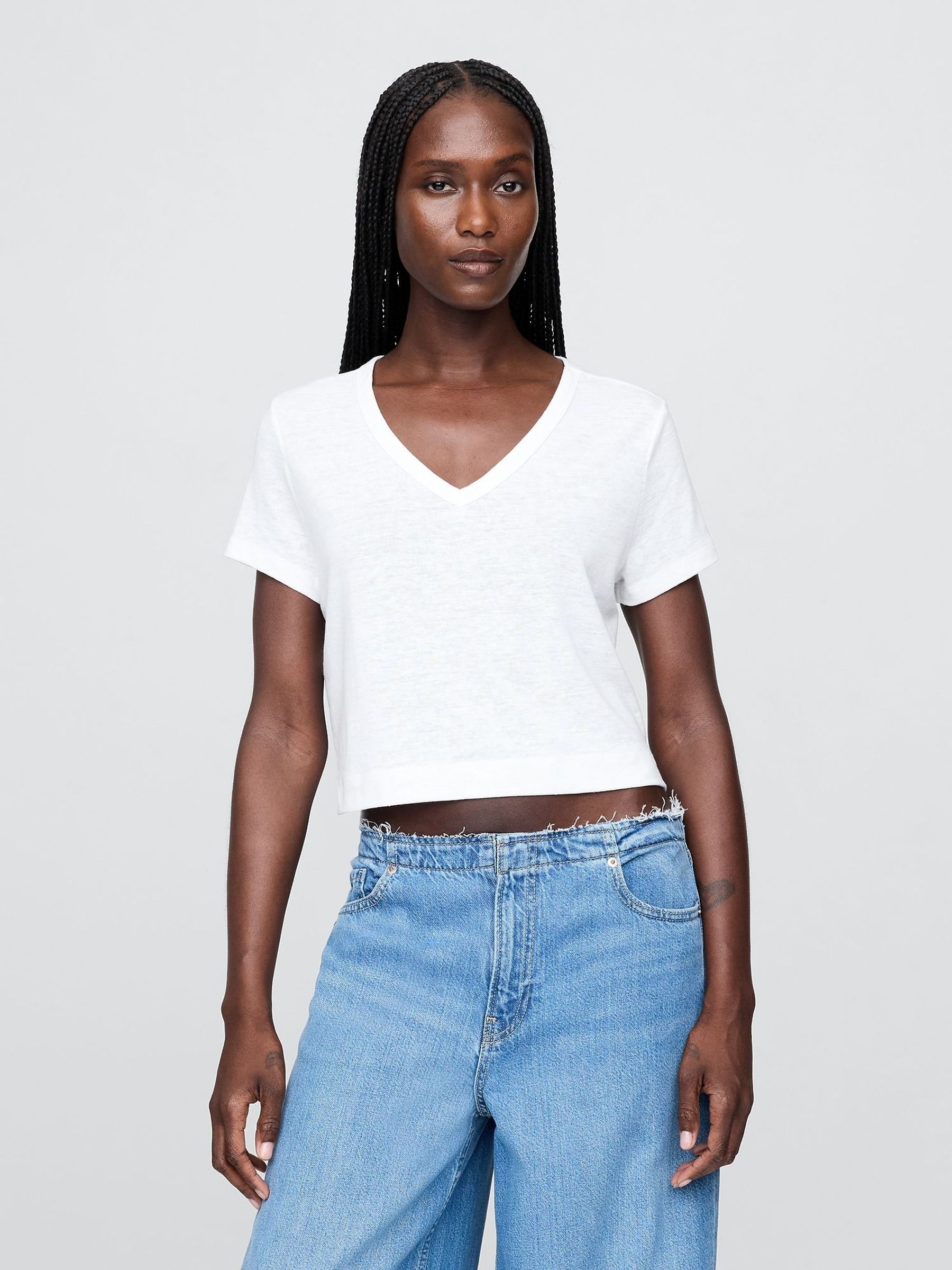 White Linen-Blend Cropped V Neck T-Shirt (H20080) | £25