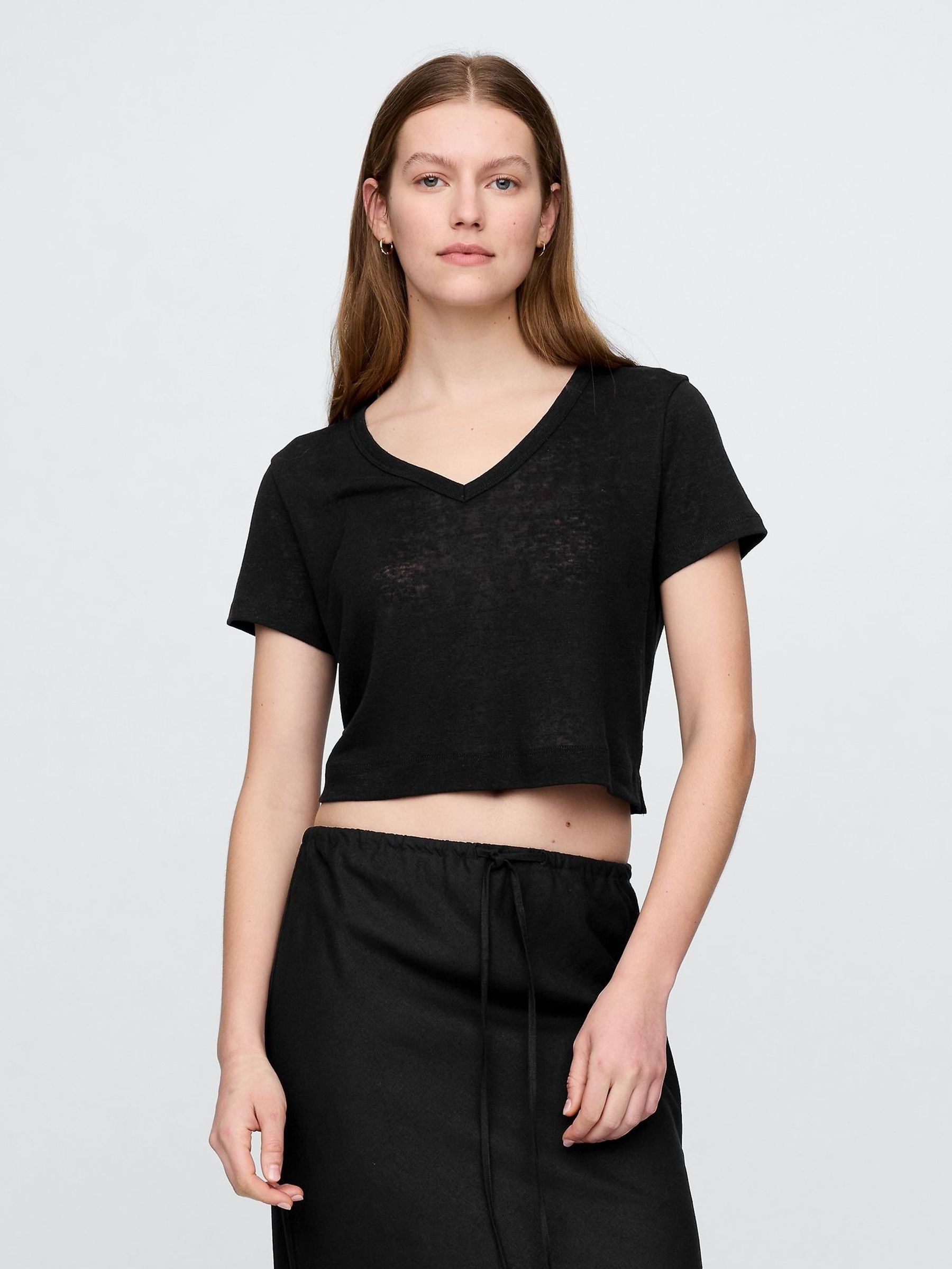 Black Linen-Blend Cropped V Neck T-Shirt (H20096) | £25