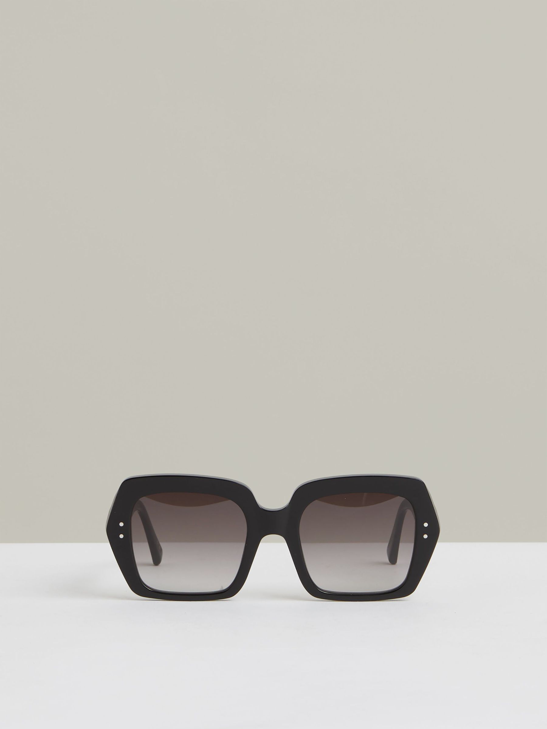 Monokel Oversized Eyewear Sunglasses in Black (H22922) | £150