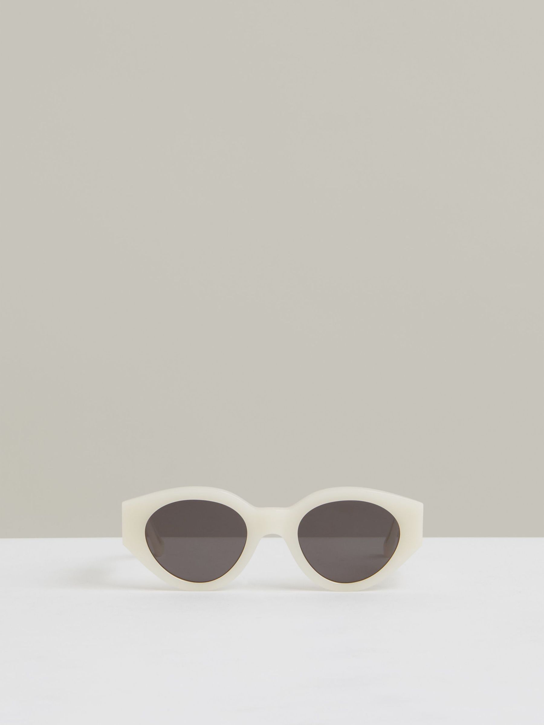 Monokel Eyewear Oval Sunglasses in Pearl Cream (H22928) | £150