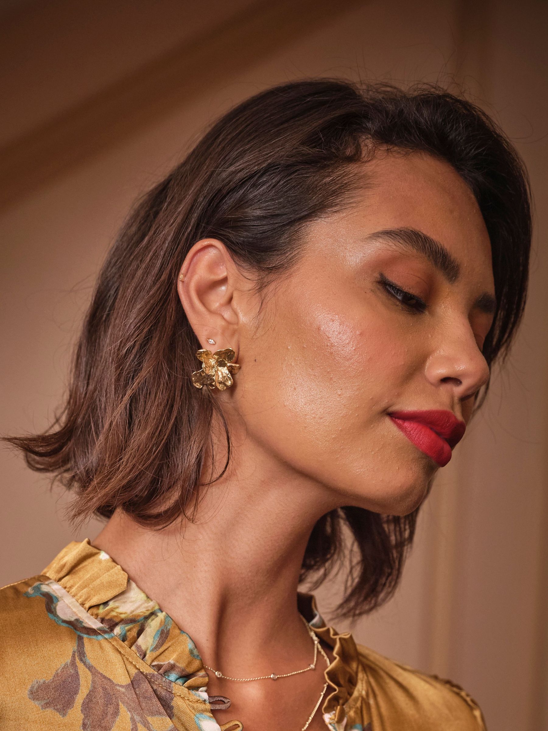 Gold Tone Large Flower Earrings (H24348) | £14.50