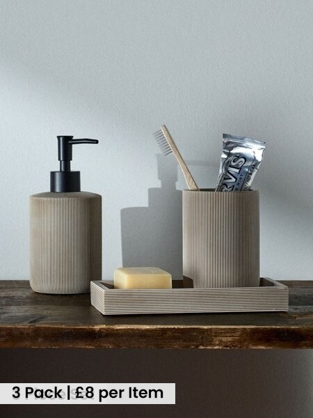 The Set 3 Piece Toothbrush Tidy And Tray Set