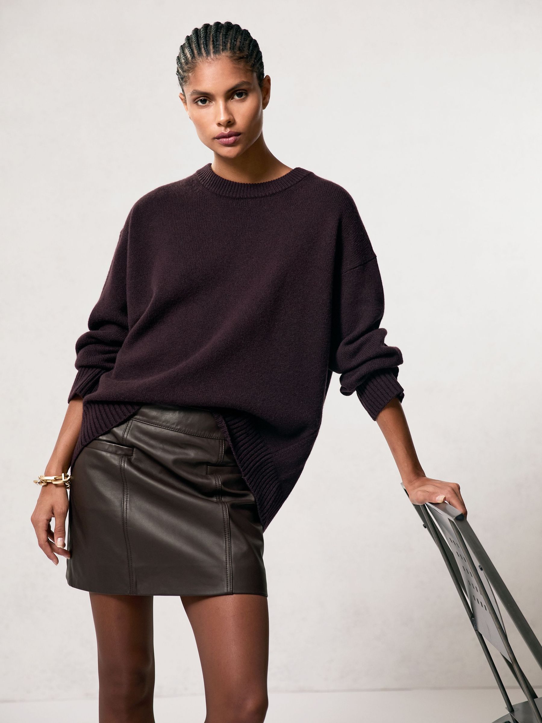 Leather Welt-Pocket Mini Skirt in Burgundy (H60849) | £198