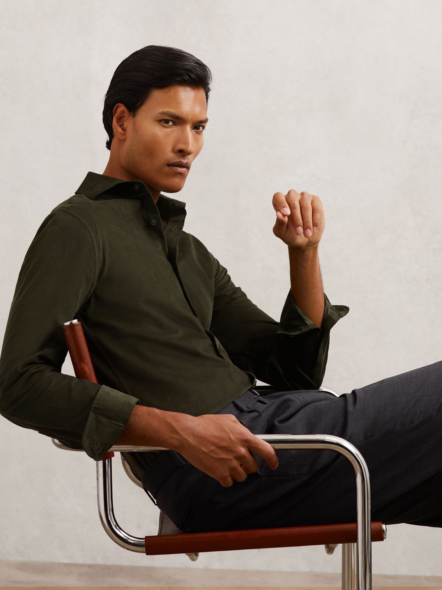 Cotton Corduroy Cutaway-Collar Shirt in Dark Green (H66017) | £118
