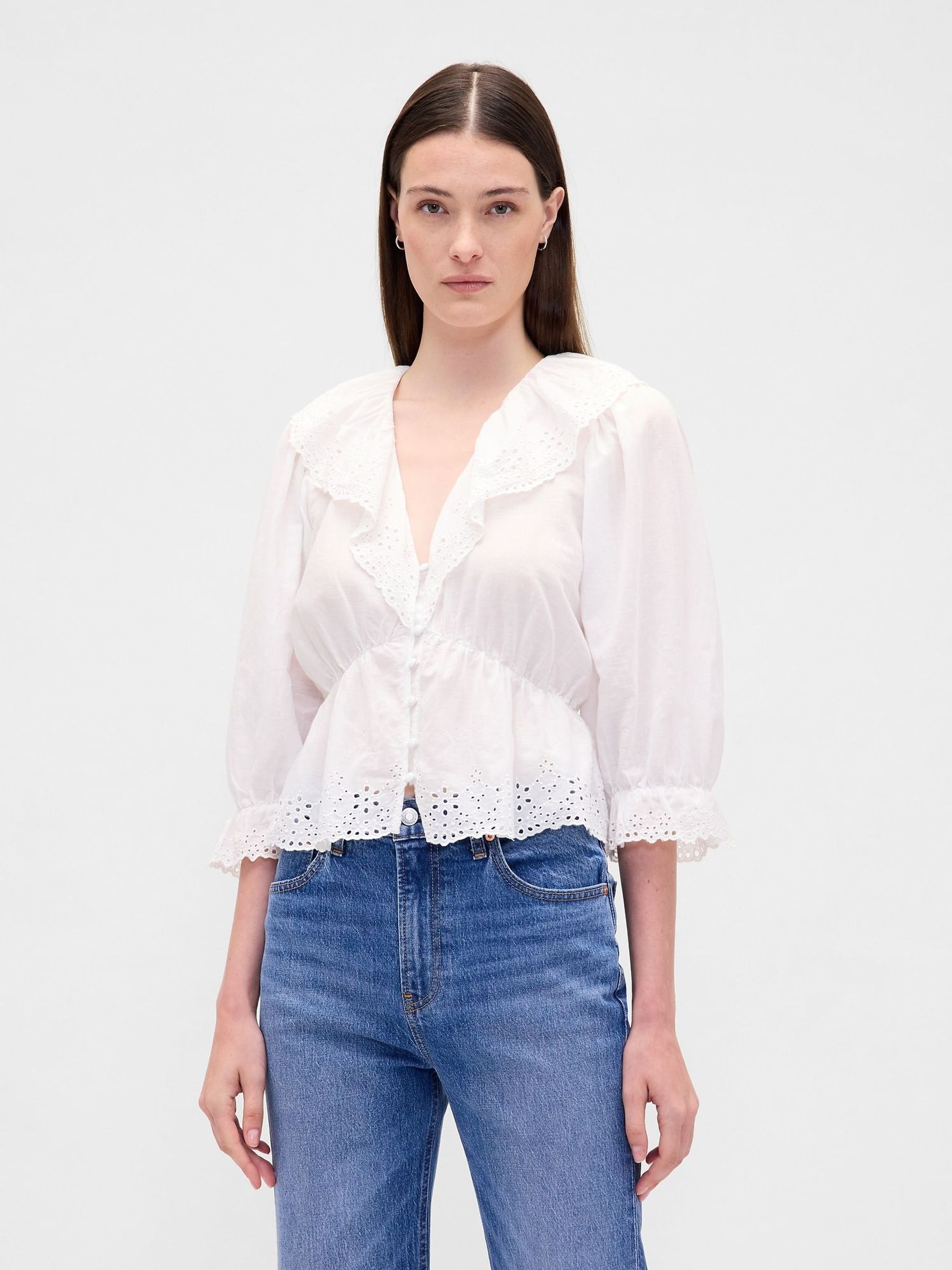 White Ruffle Collar V-Neck Top (H66803) | £50
