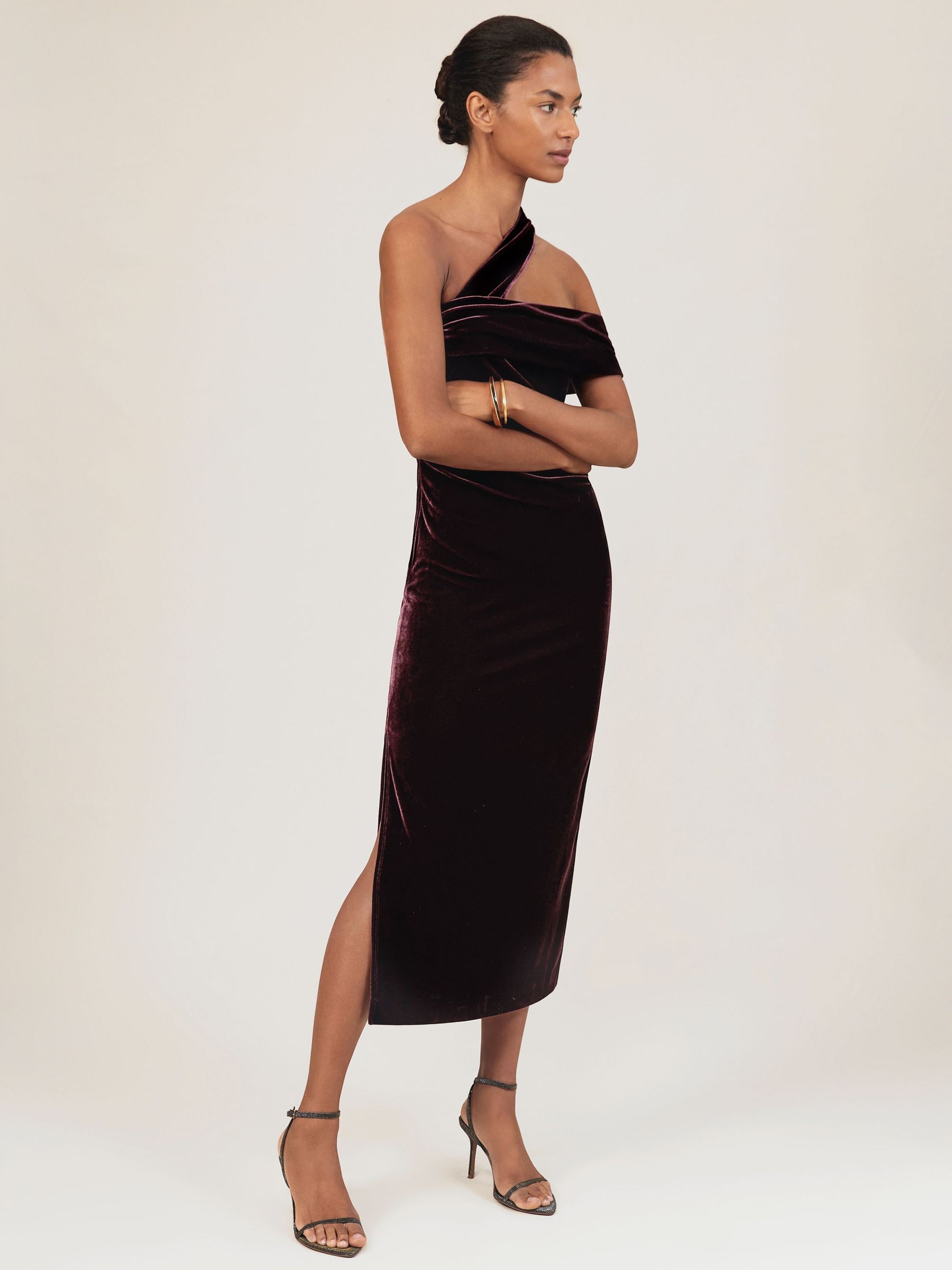 Petite Velvet One-Shoulder Midi Dress in Burgundy (H76911) | £148