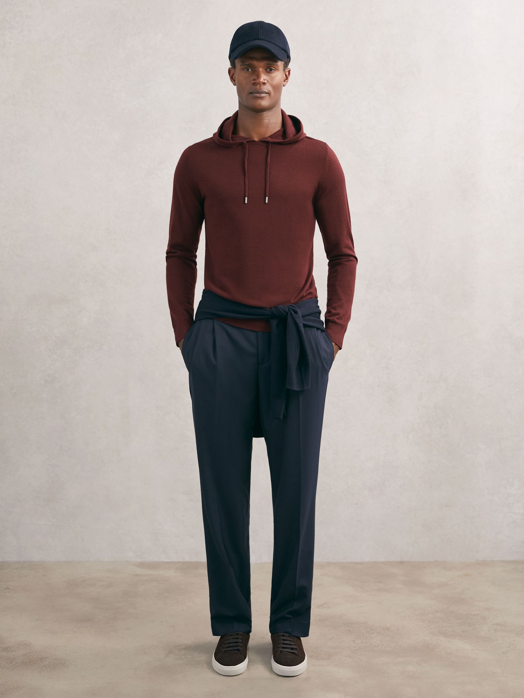 Merino Wool Drawstring Hoodie in Port Red (H80563) | £98