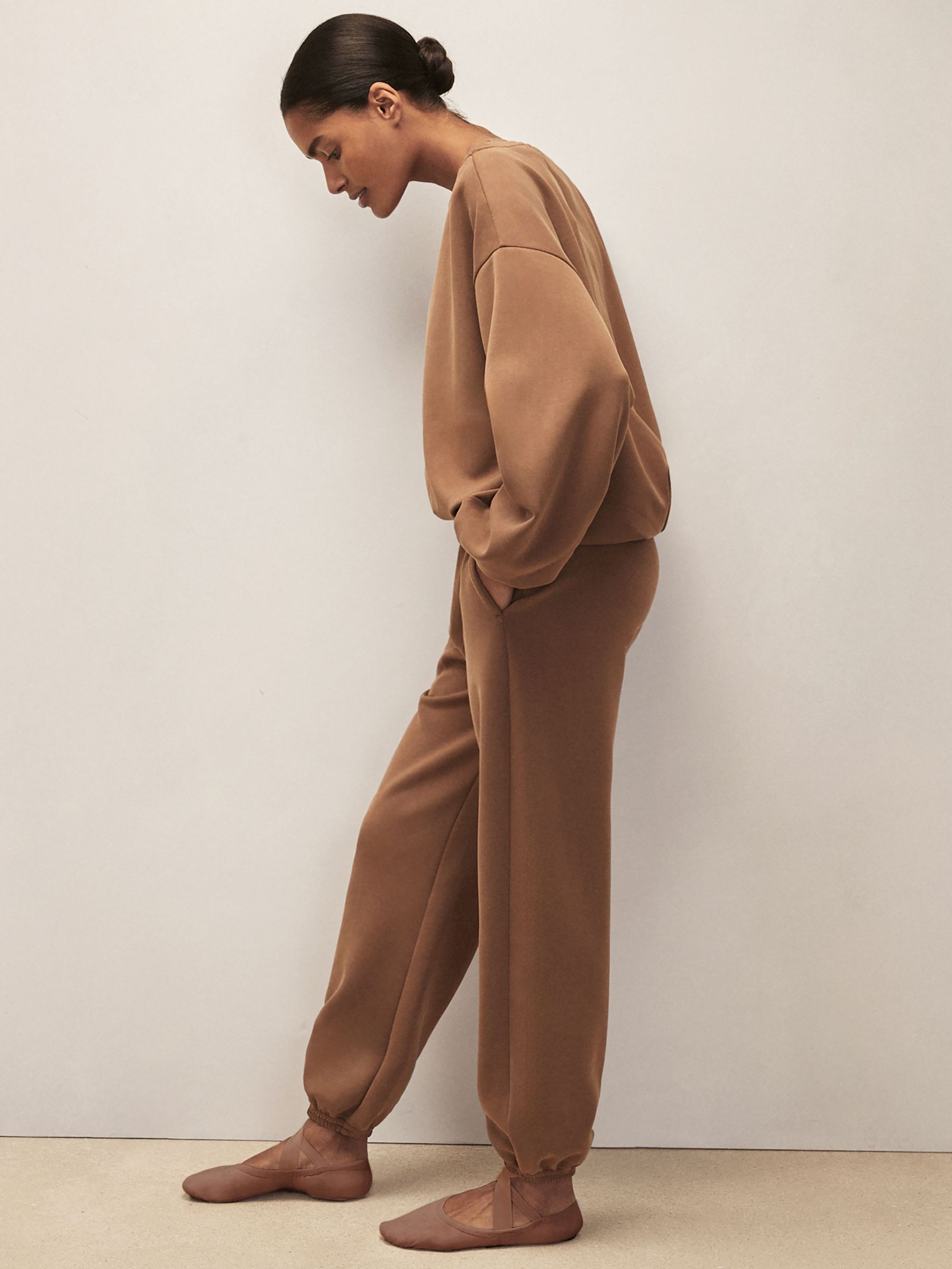 Reiss | Royal Ballet Balloon Joggers in Taupe Brown (H82440) | £120