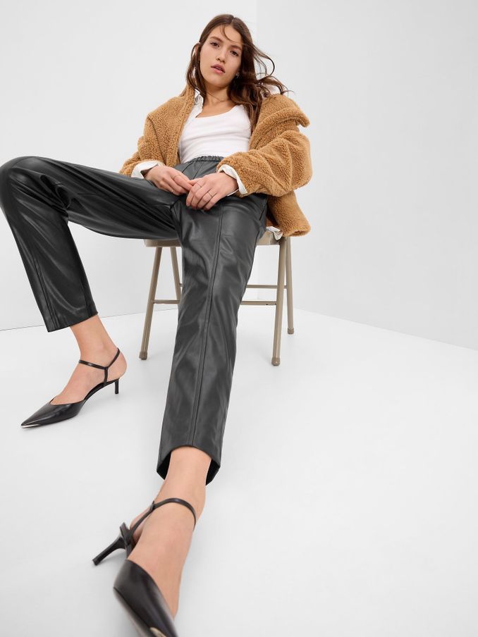 Black Faux-Leather Slim Cropped Trousers (K17456) | £12
