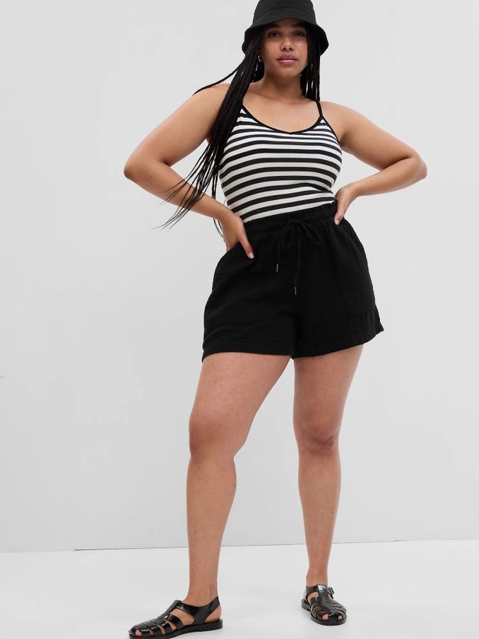 Black Crinkle Gauze Shorts (K60515) | £9