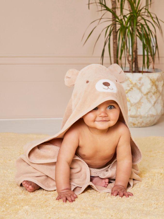 Bear Character Hooded Towel (K79431) | £19.50