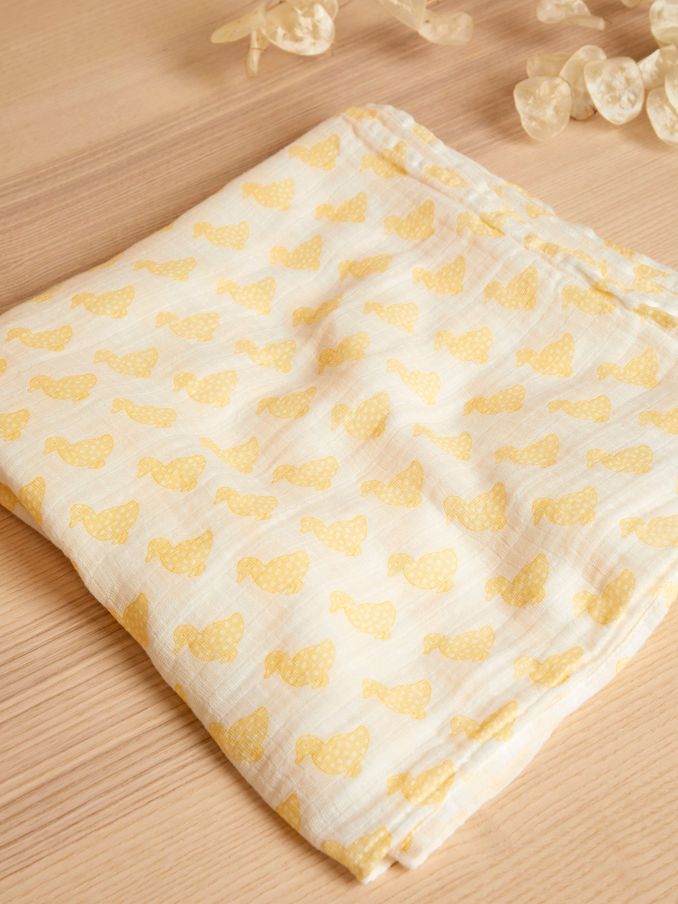 Yellow Duck Extra Large Muslin (K83044) | £14