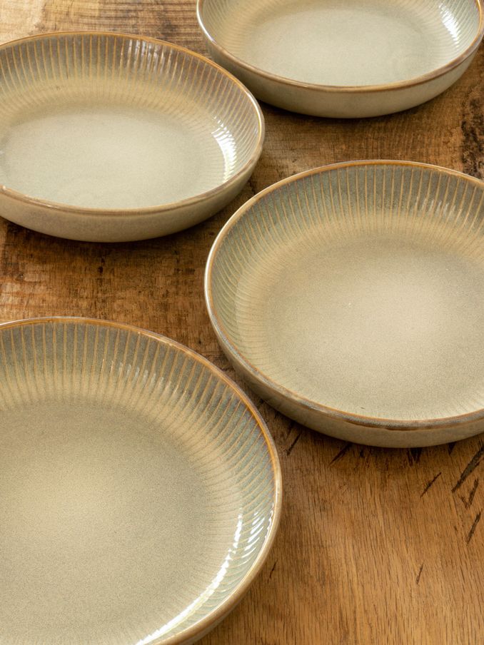 Dutch Rose Set of 4 Grey Sapphire Pasta Plates (N11145) | £72