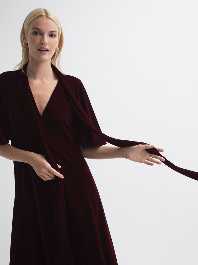 Florere Velvet Tie Neck Midi Dress in Burgundy (N36489) | £68