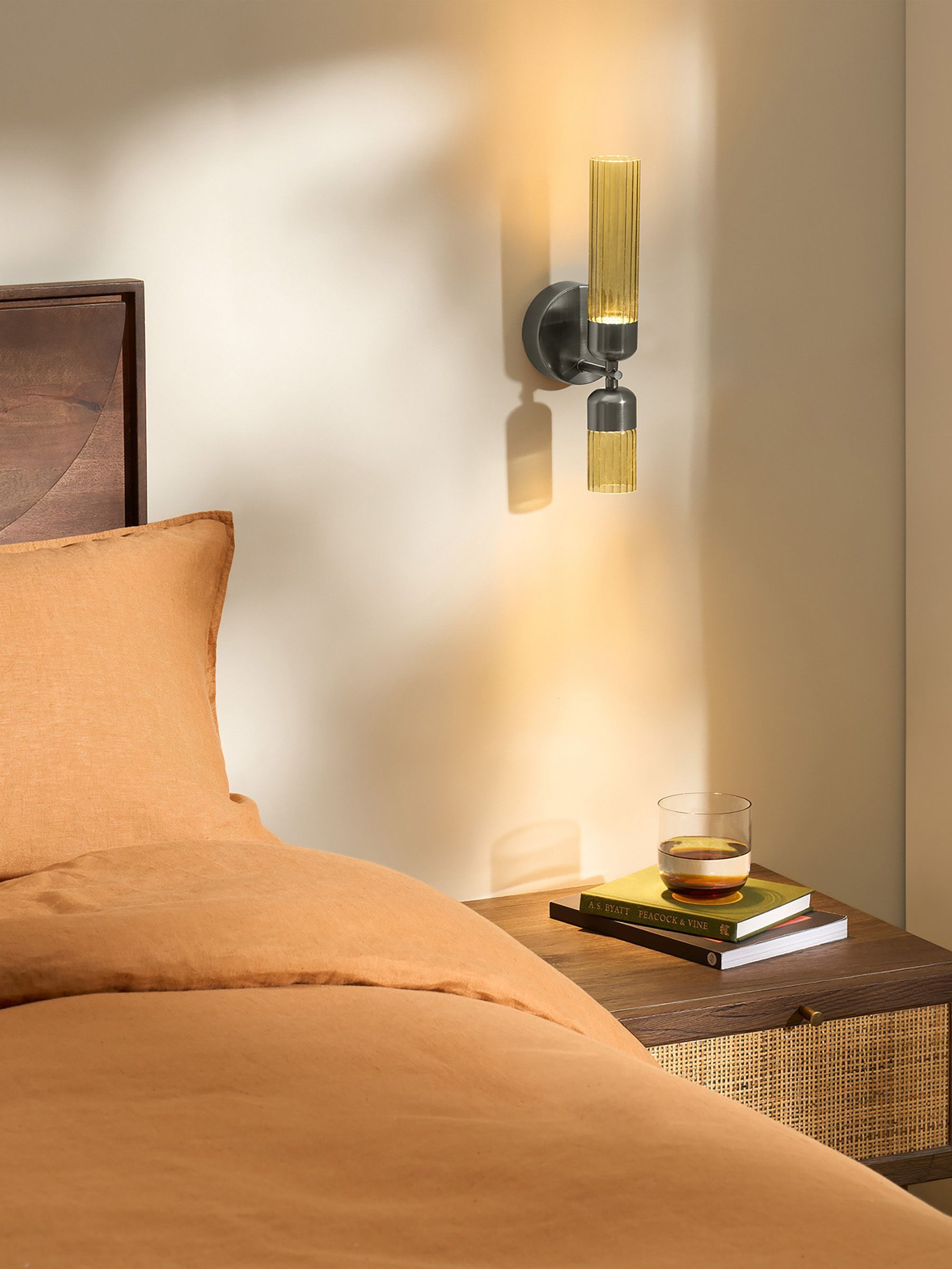 Verona Bathroom Wall Light in Green (N55346) | £79
