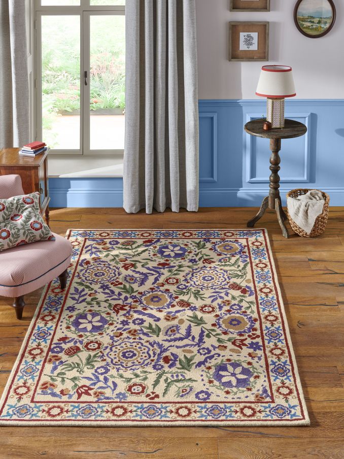 Multi Buckingham Floral Wool Rug (N70999) | £140 - £365