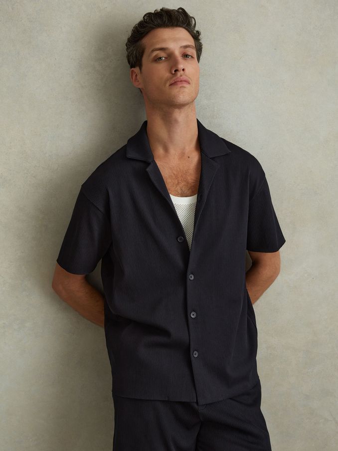 Ribbed Cuban Collar Shirt in Navy (N74329) | £58