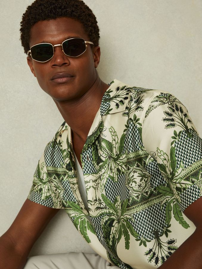 Lulu Bright Green Relaxed Palm Print Cuban Collar Shirt (N74787) | £47