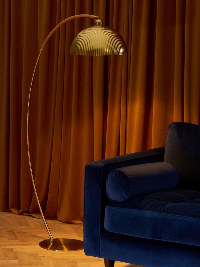 Shell Floor Lamp in Gold/Bamboo (N79519) | £199