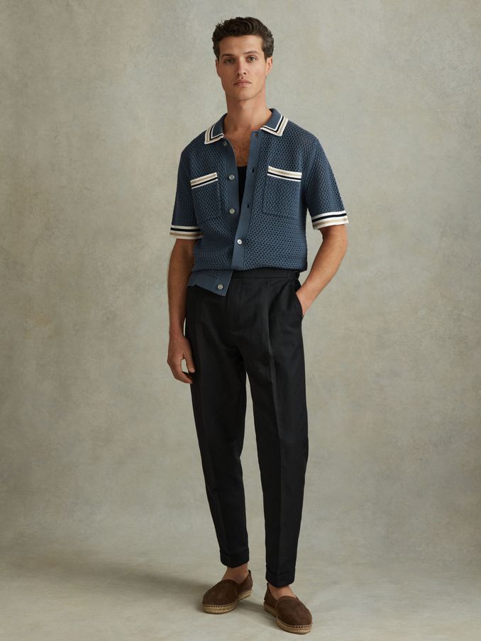 Relaxed Cropped Trousers with Turned-Up Hems in Black (N97377) | £70