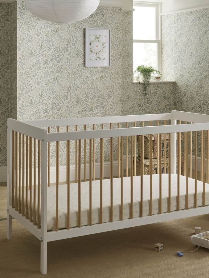Cuddleco White Nola Cot Bed (N99545) | £199